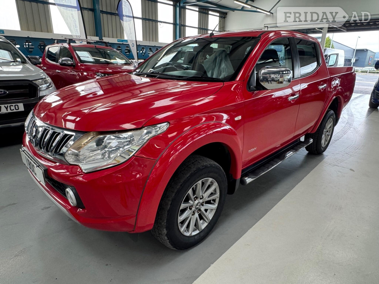 [ berth ]Mitsubishi L200