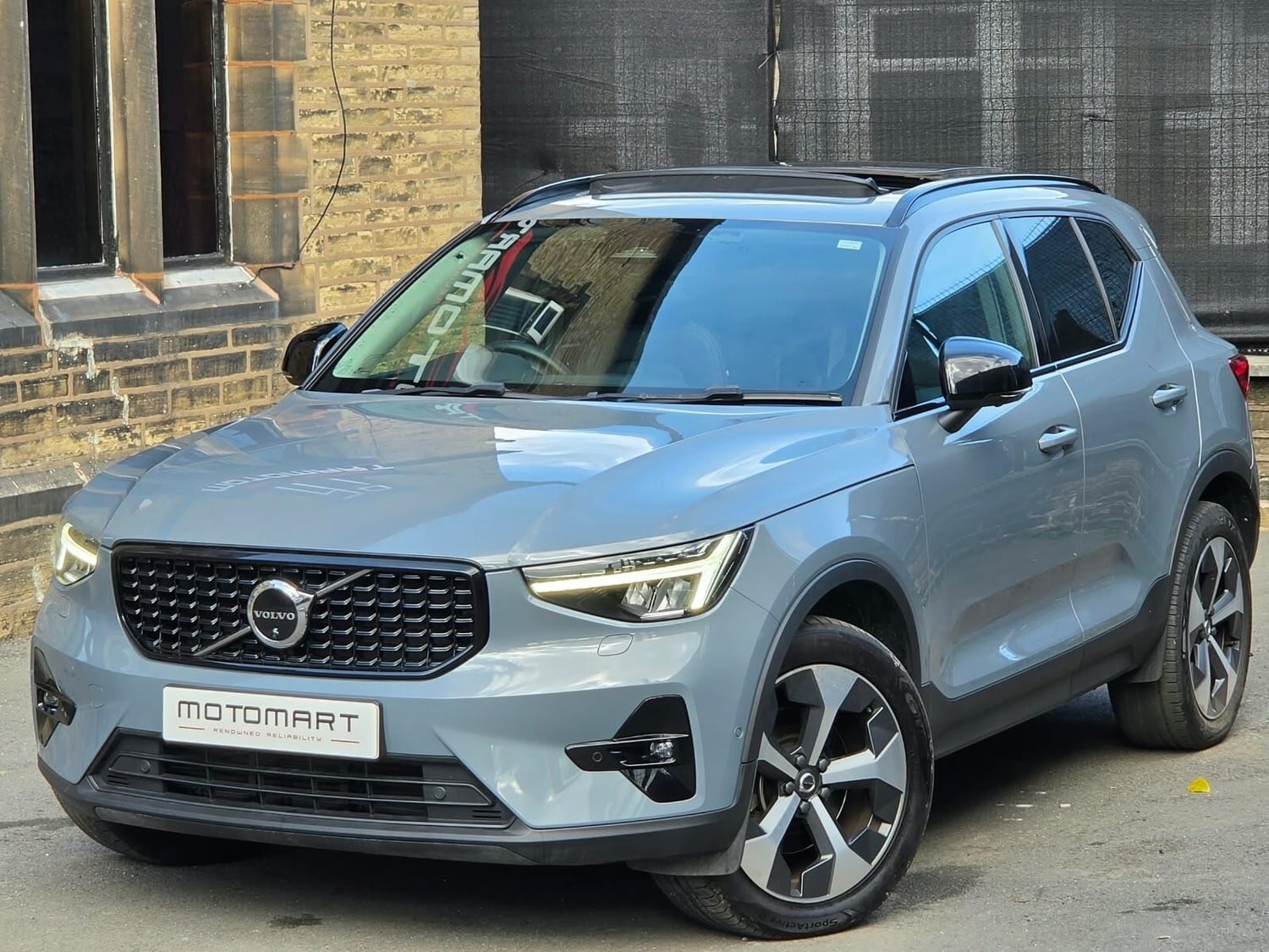 Volvo XC40 2022 in Halifax