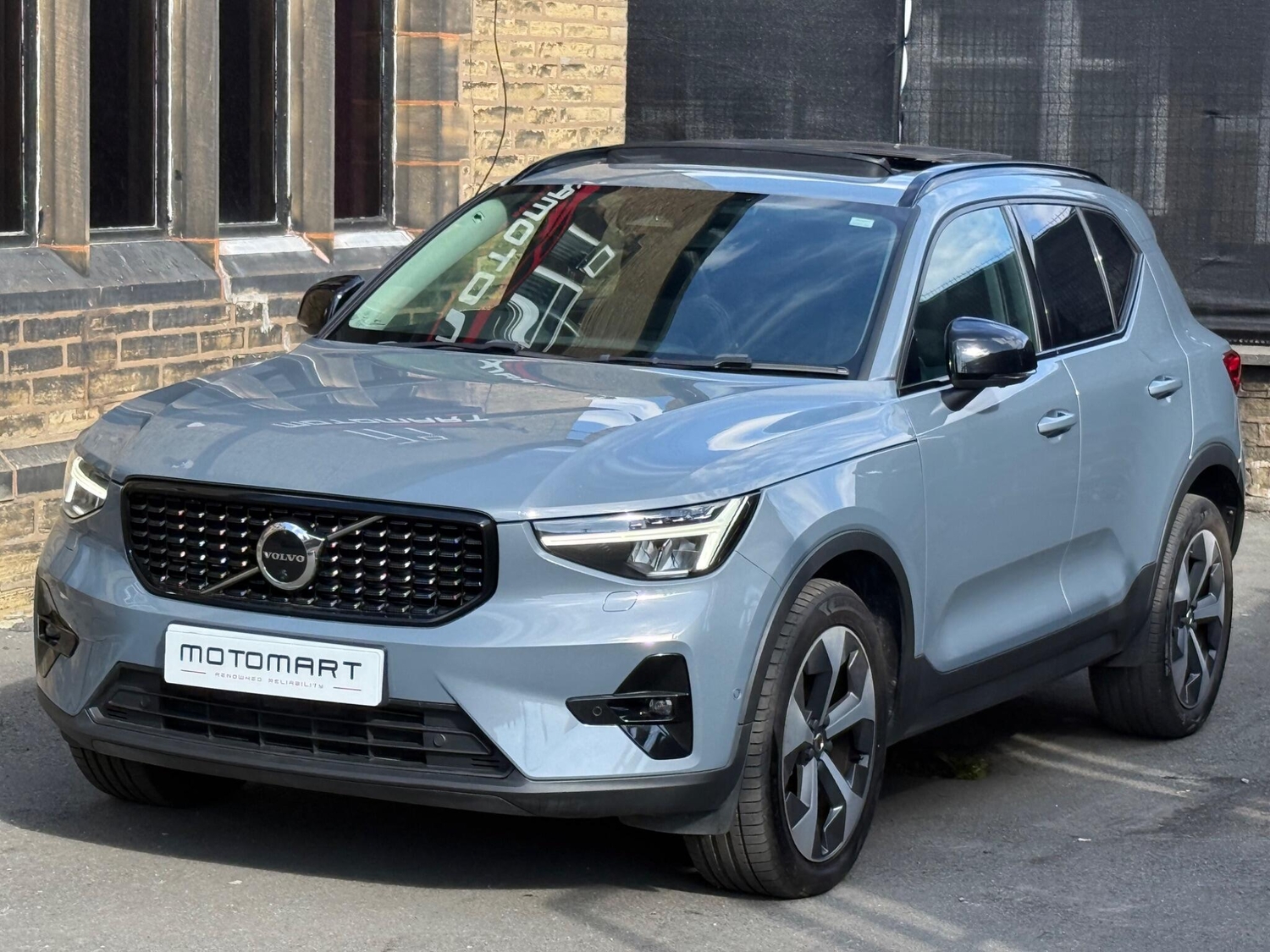 Volvo XC40 2022 - Cars