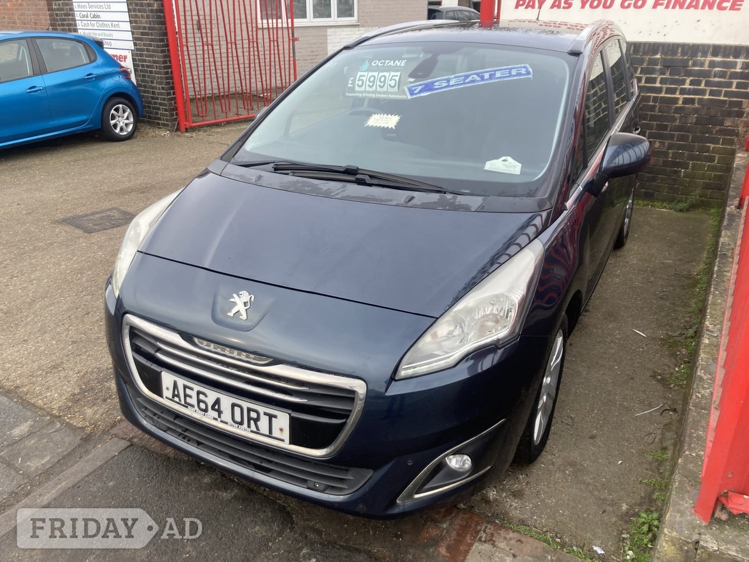 [ berth ]Peugeot 5008