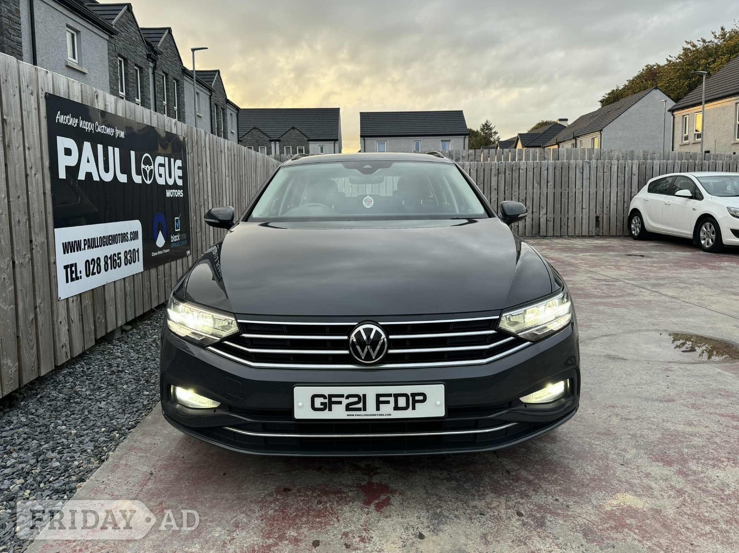 Volkswagen Passat 2021 - Cars