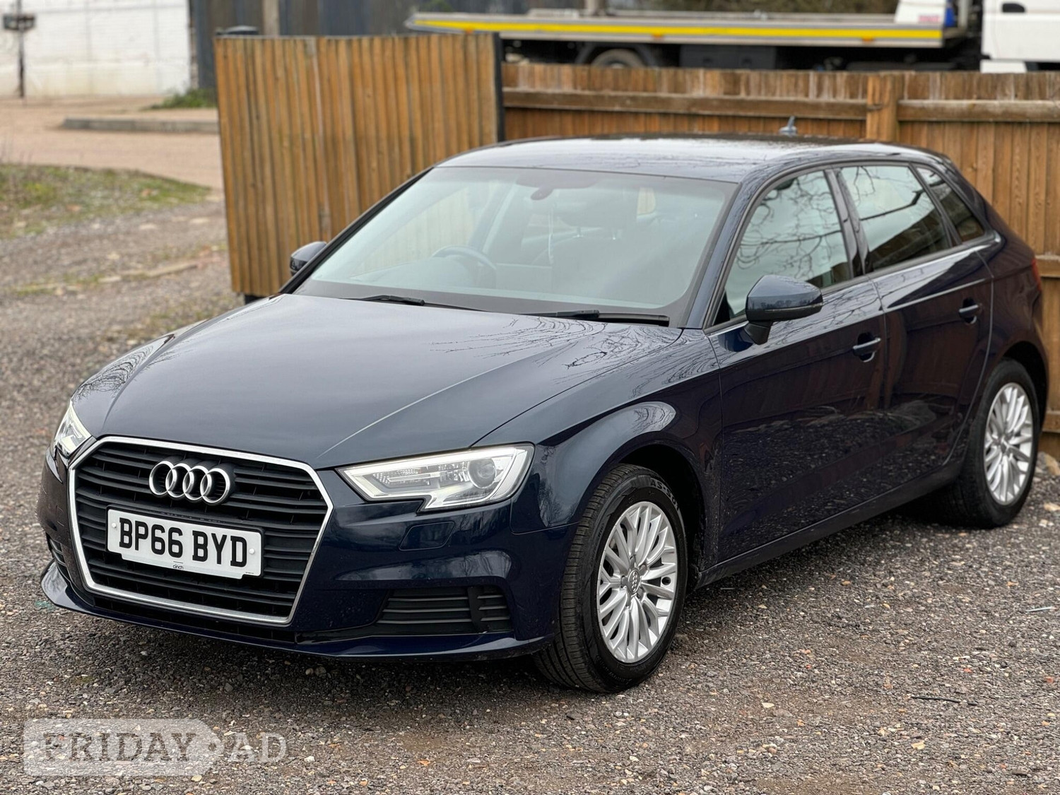 [ berth ]Audi A3