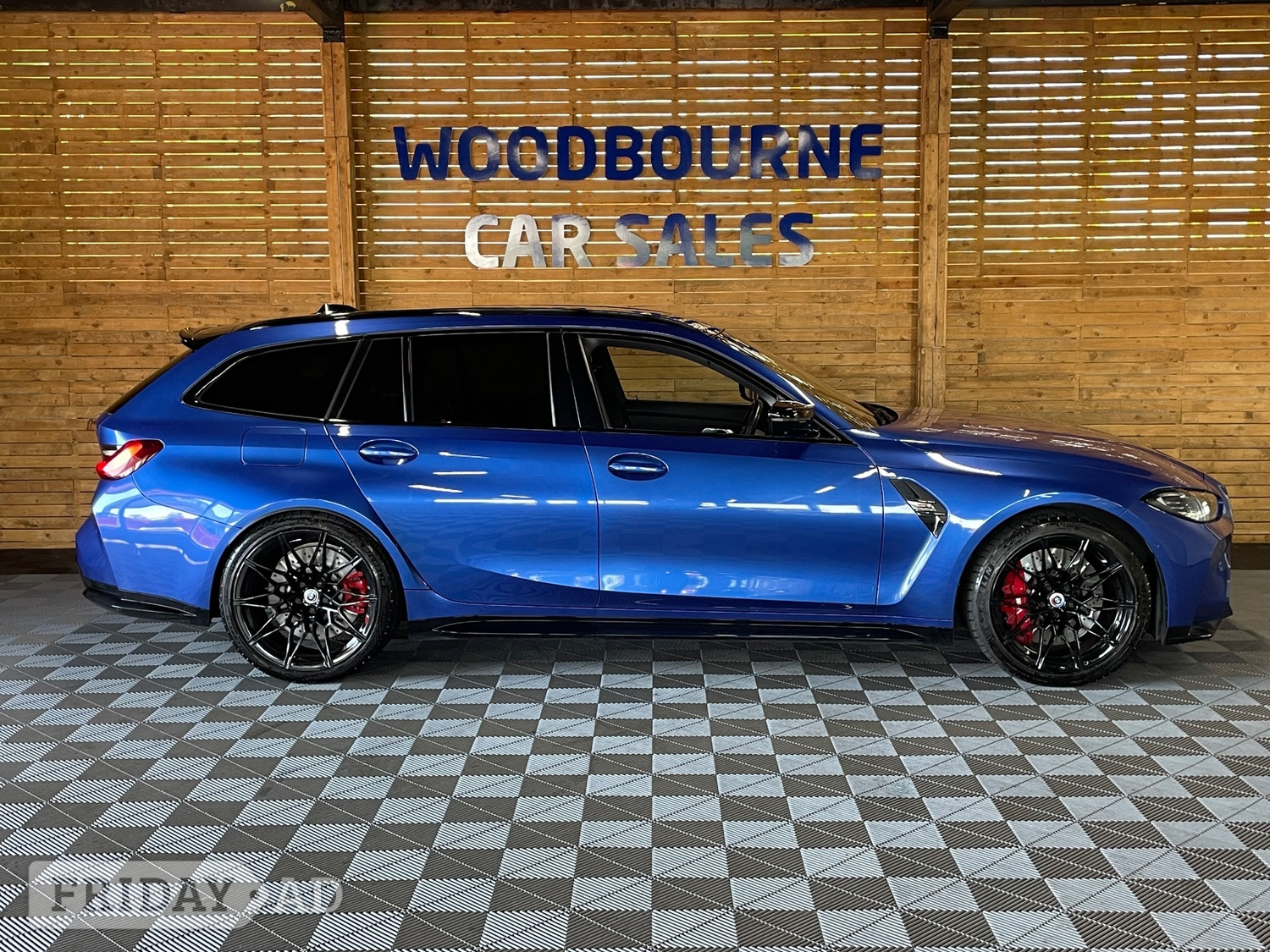 BMW M3 2023 - Cars