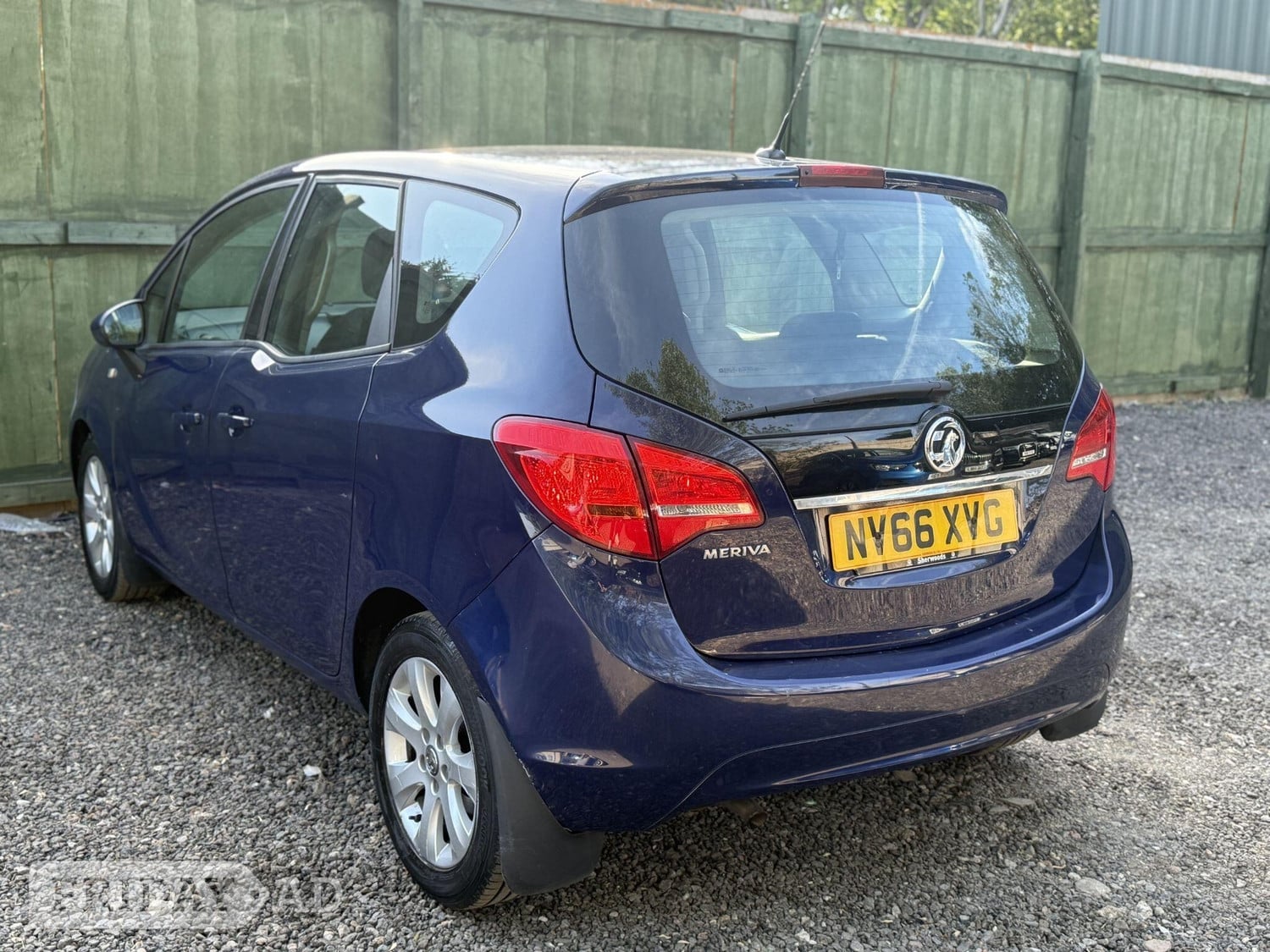 Vauxhall Meriva 2017 - Cars in Mill Hill