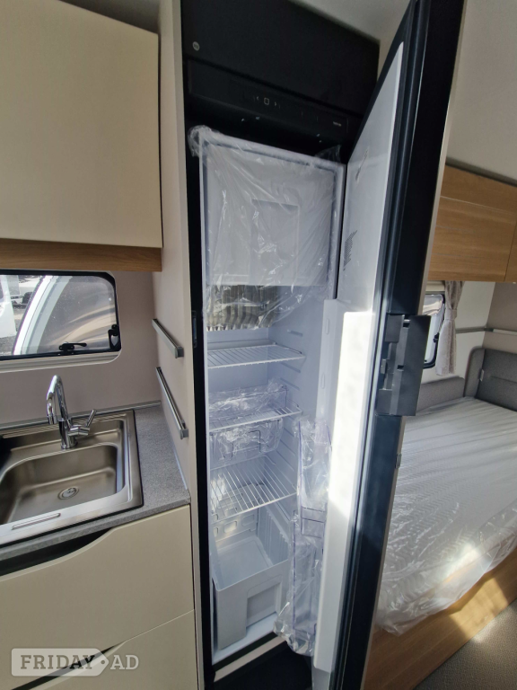 Adria Adora Seine Highbridge