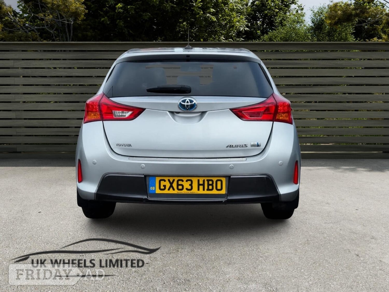 Toyota Auris 2013 - Cars in Barnet