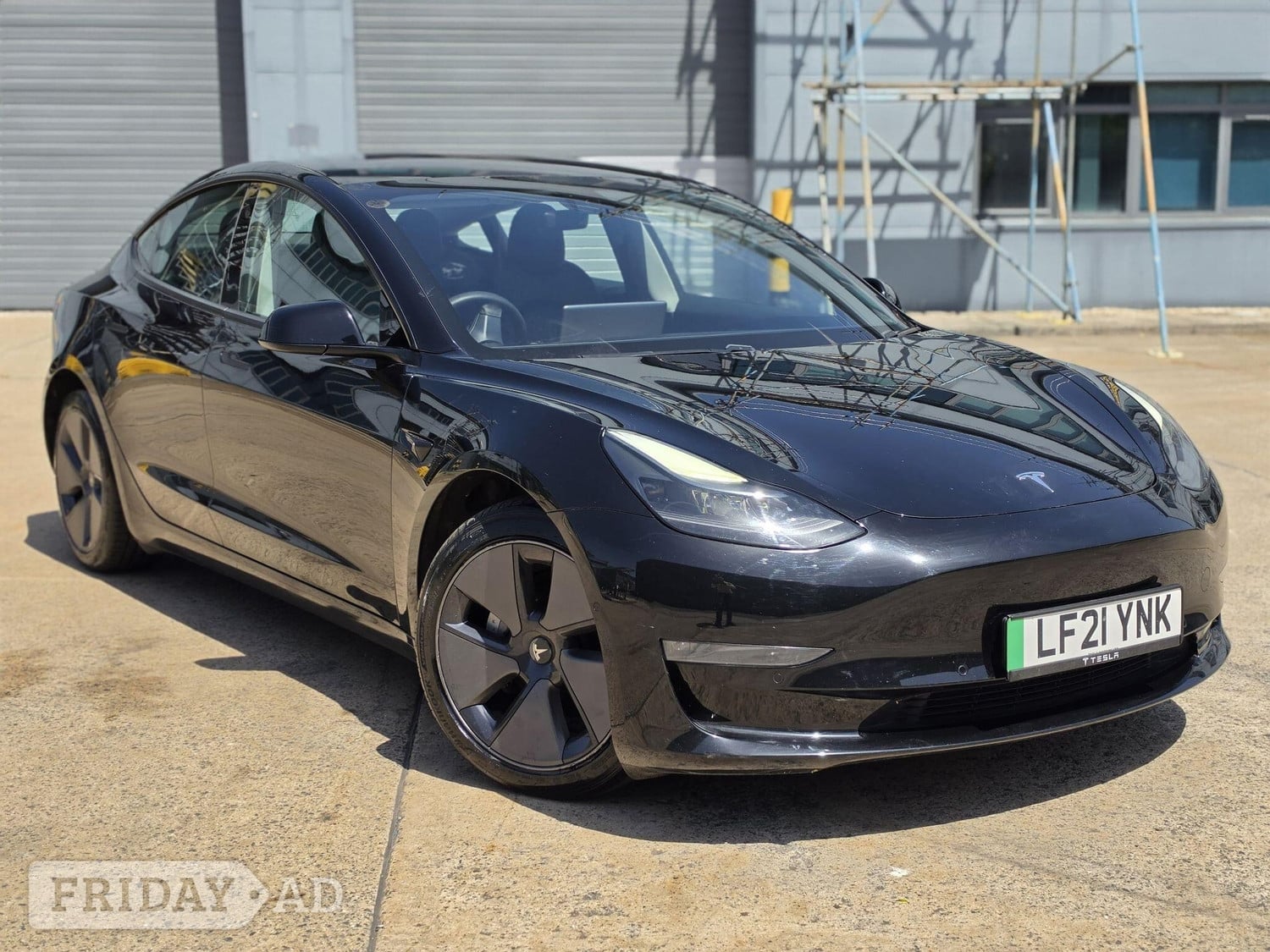Tesla Model 3 2021 - Cars