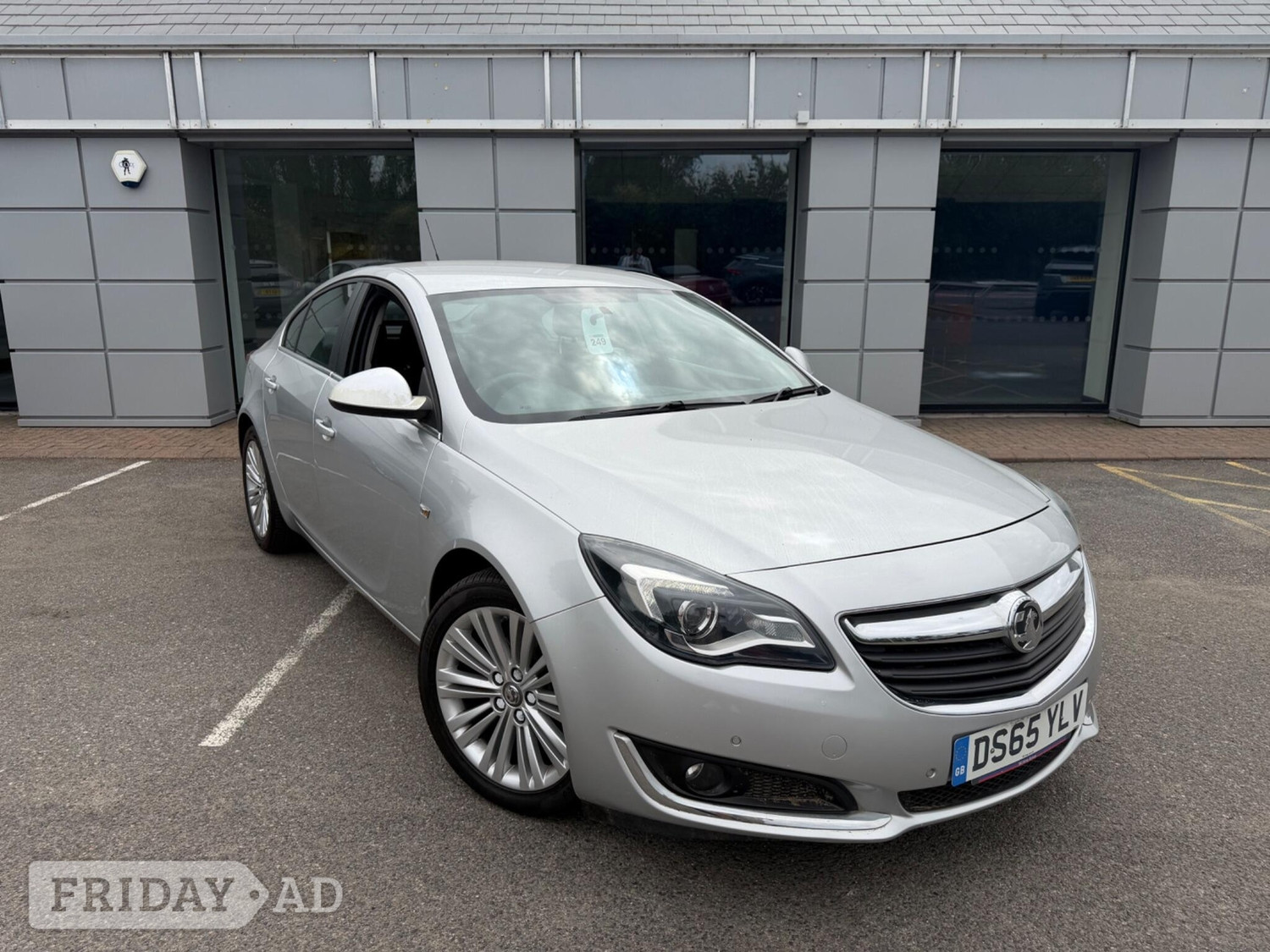 Vauxhall Insignia 2015 in Gillingham