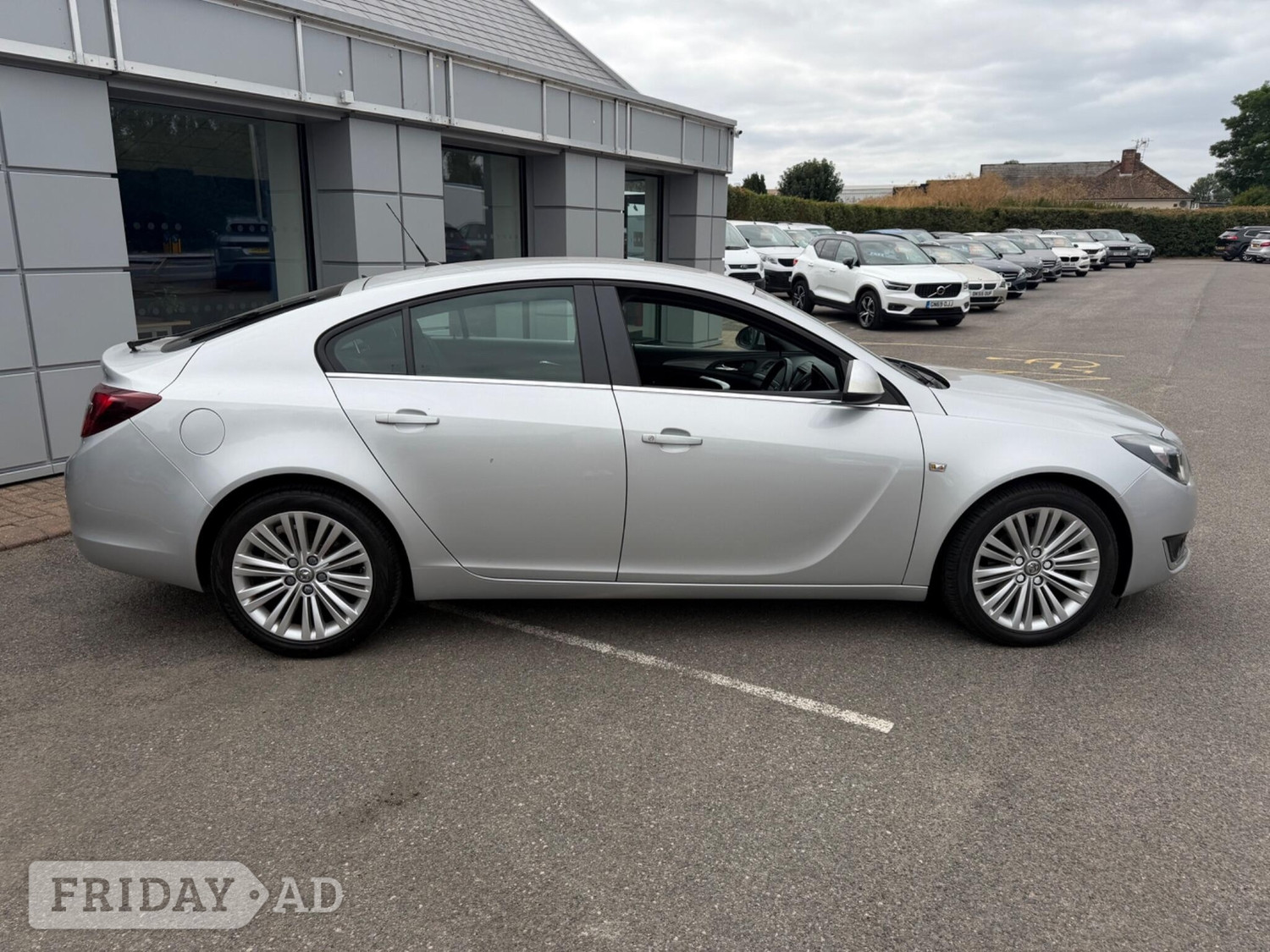 Vauxhall Insignia 2015 - Cars in Gillingham
