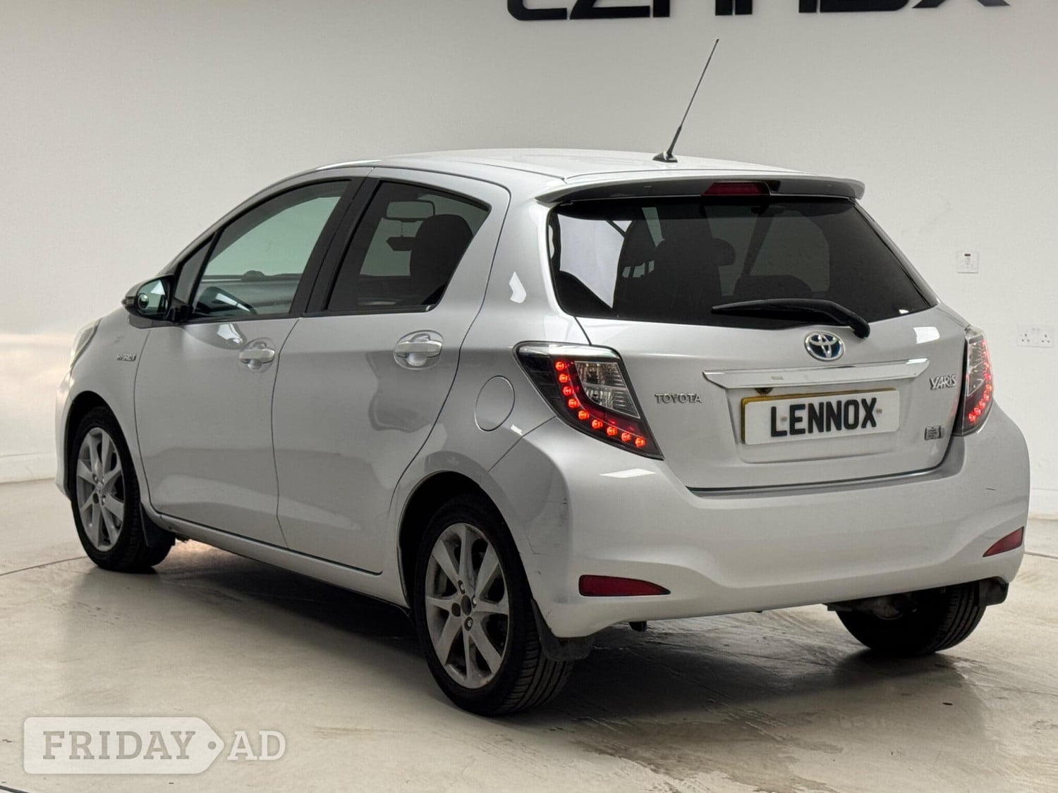 Toyota Yaris 2012 - Cars in Brent