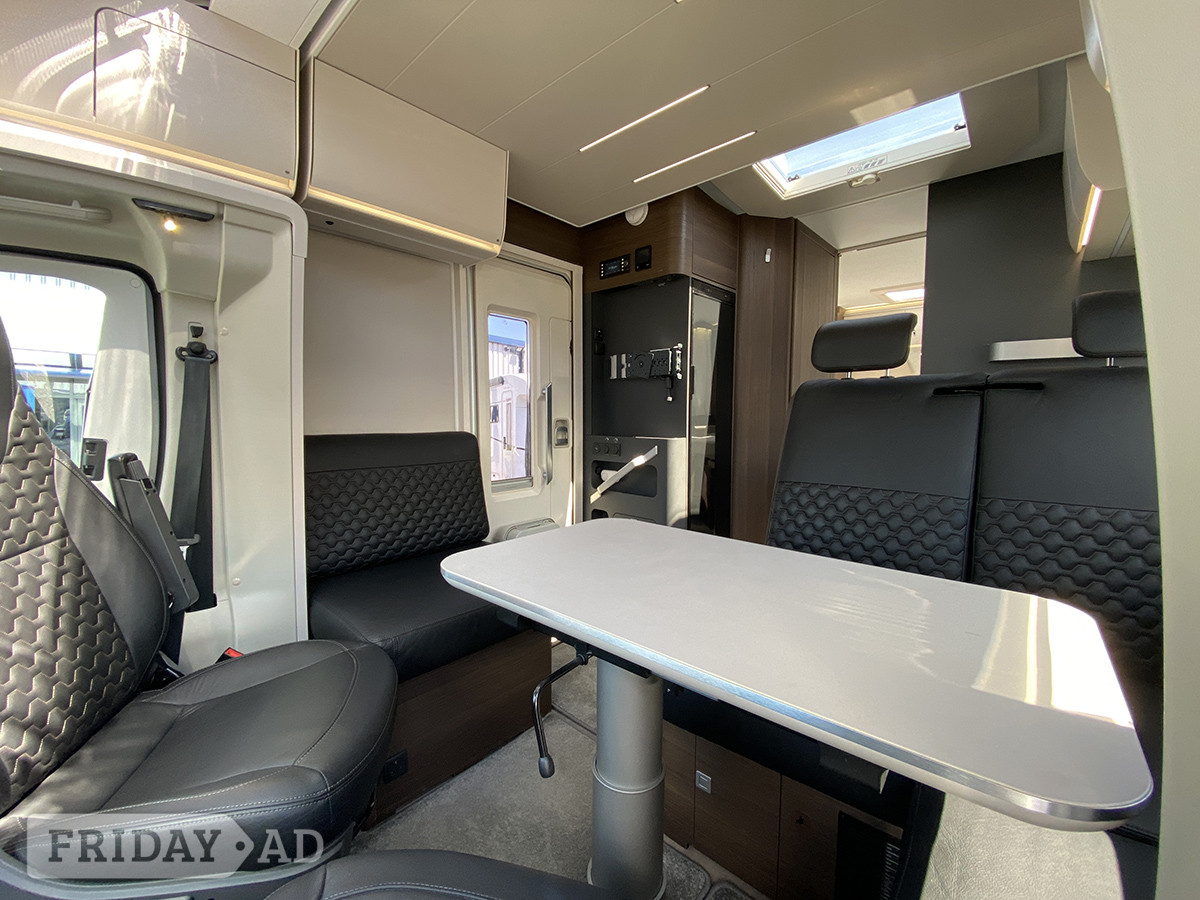 Adria Matrix Supreme 670 SC 2024 for sale - Motorhomes & Caravans in Newark