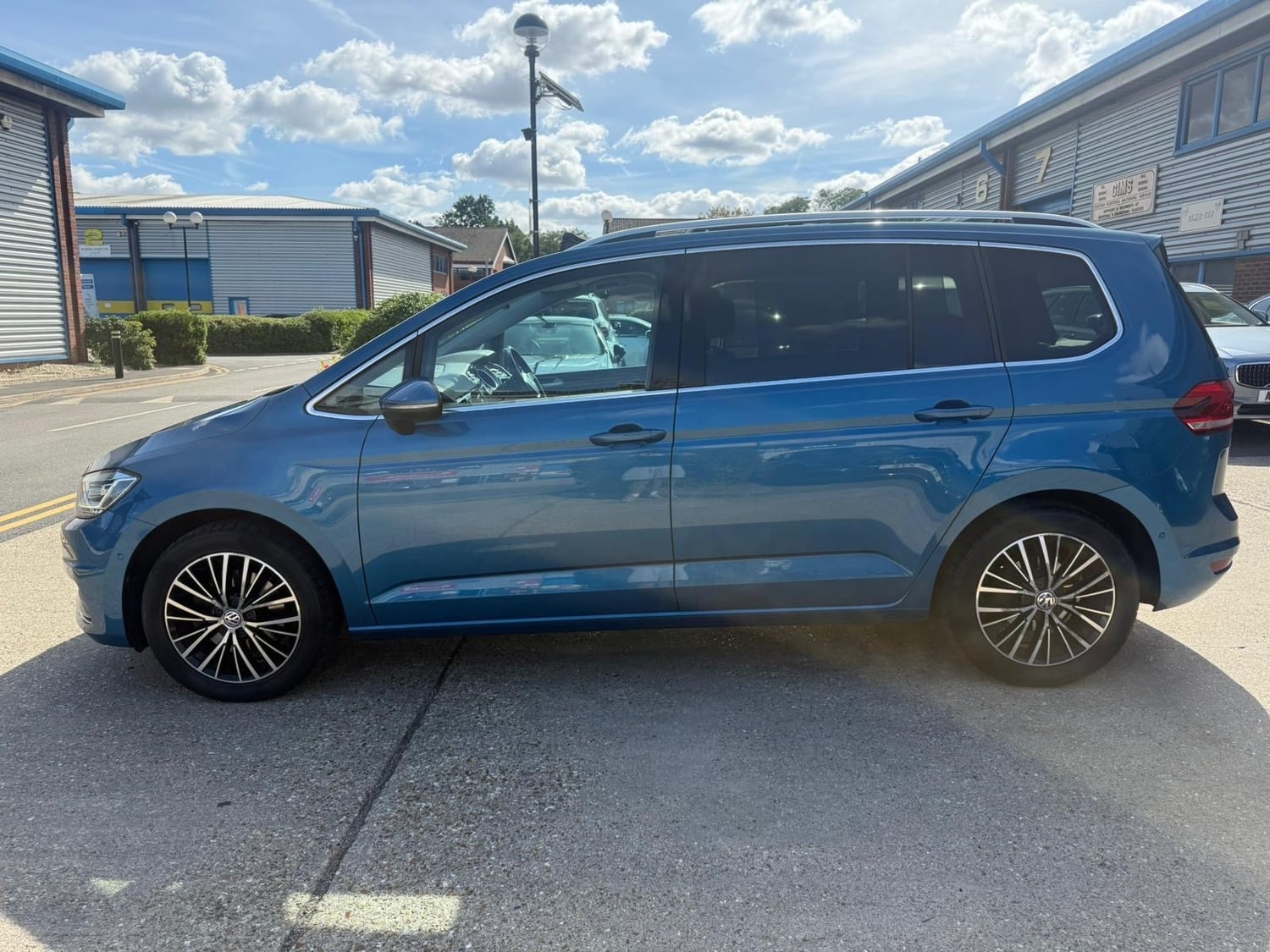 Volkswagen Touran Bedford
