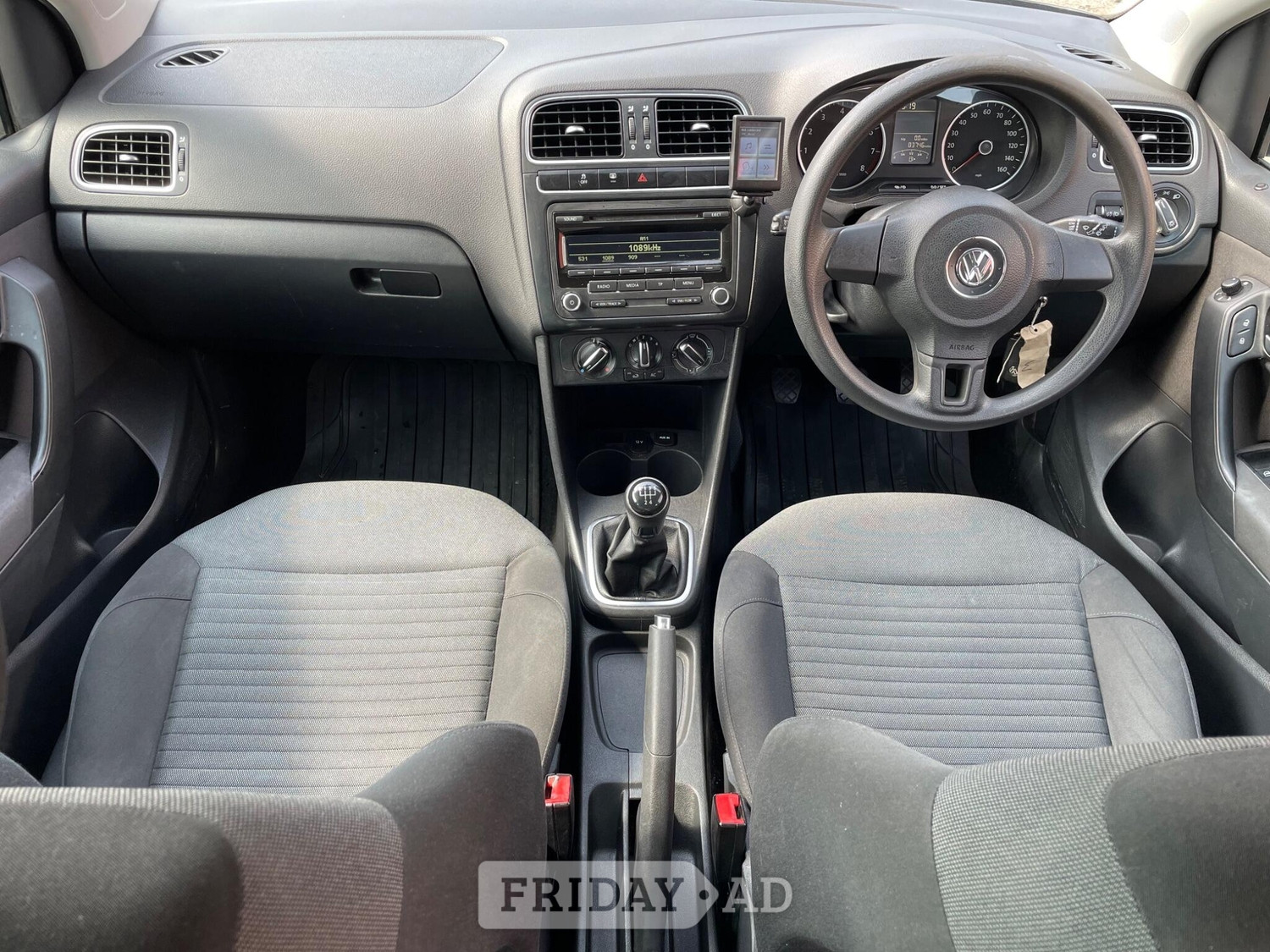 [ berth ]Volkswagen Polo