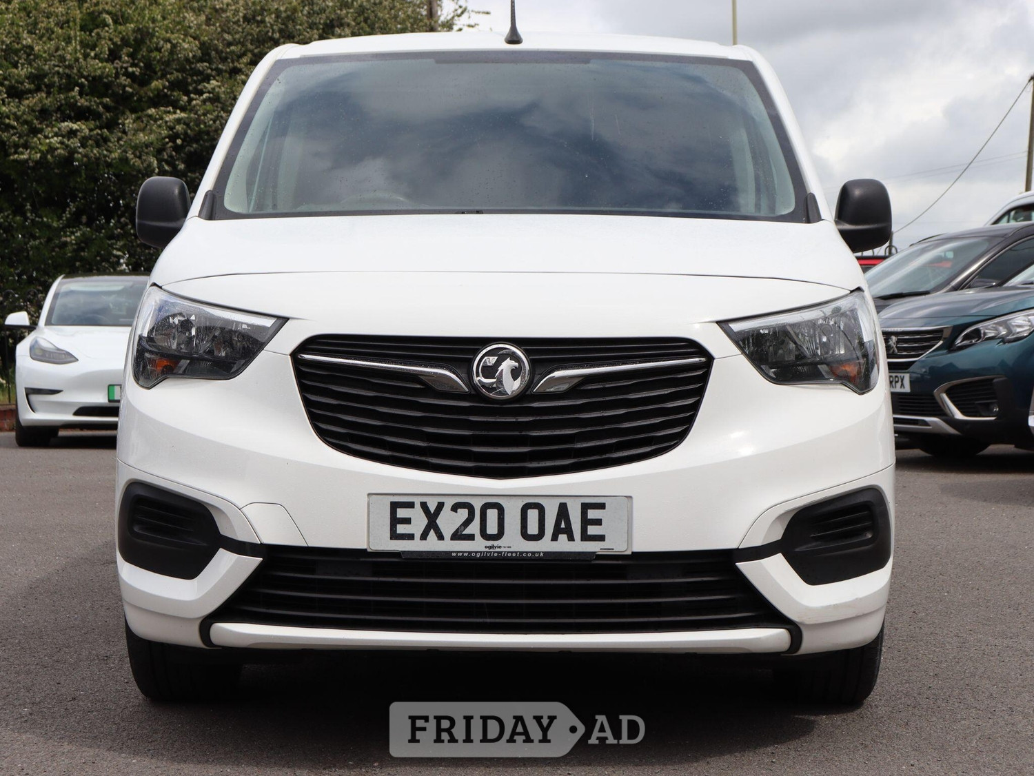 [ berth ]Vauxhall Combo