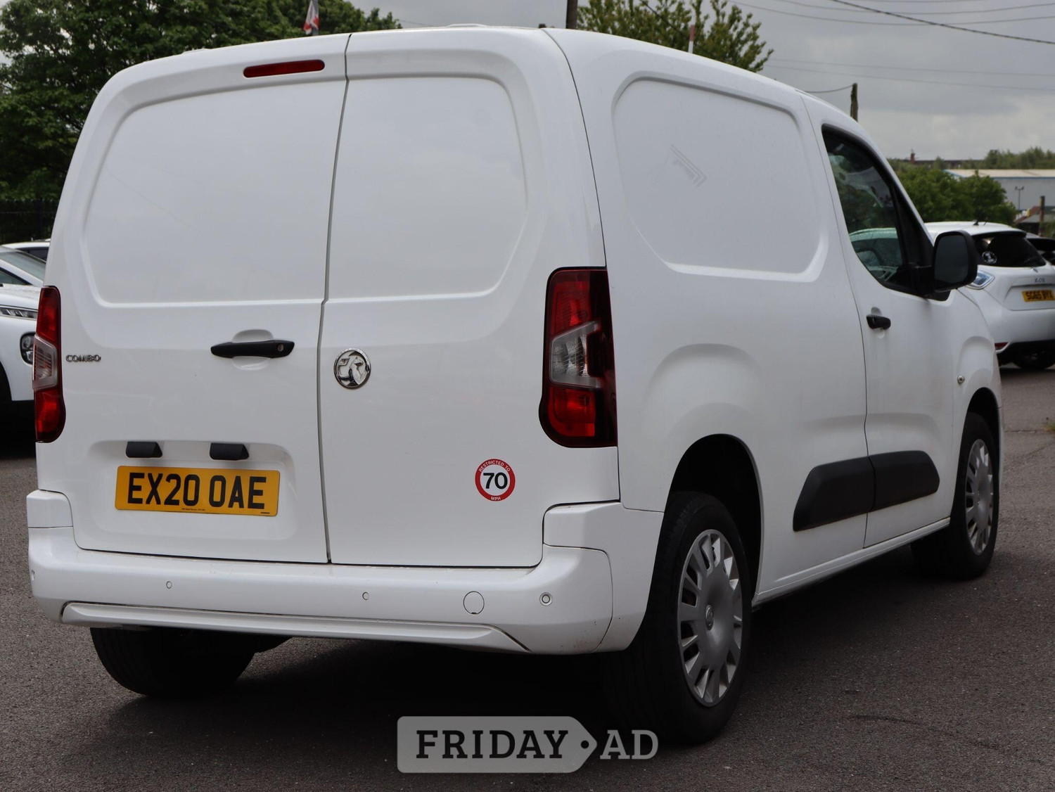 Vauxhall Combo 2020 - Vans & Commercial Vehicles