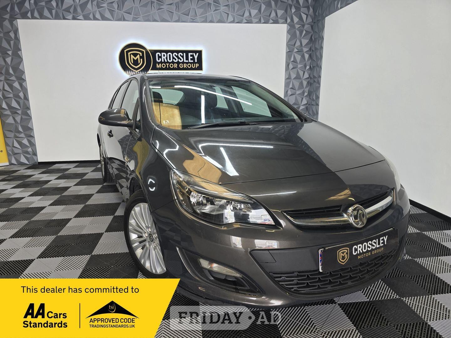 Vauxhall Astra 2013 in Halifax