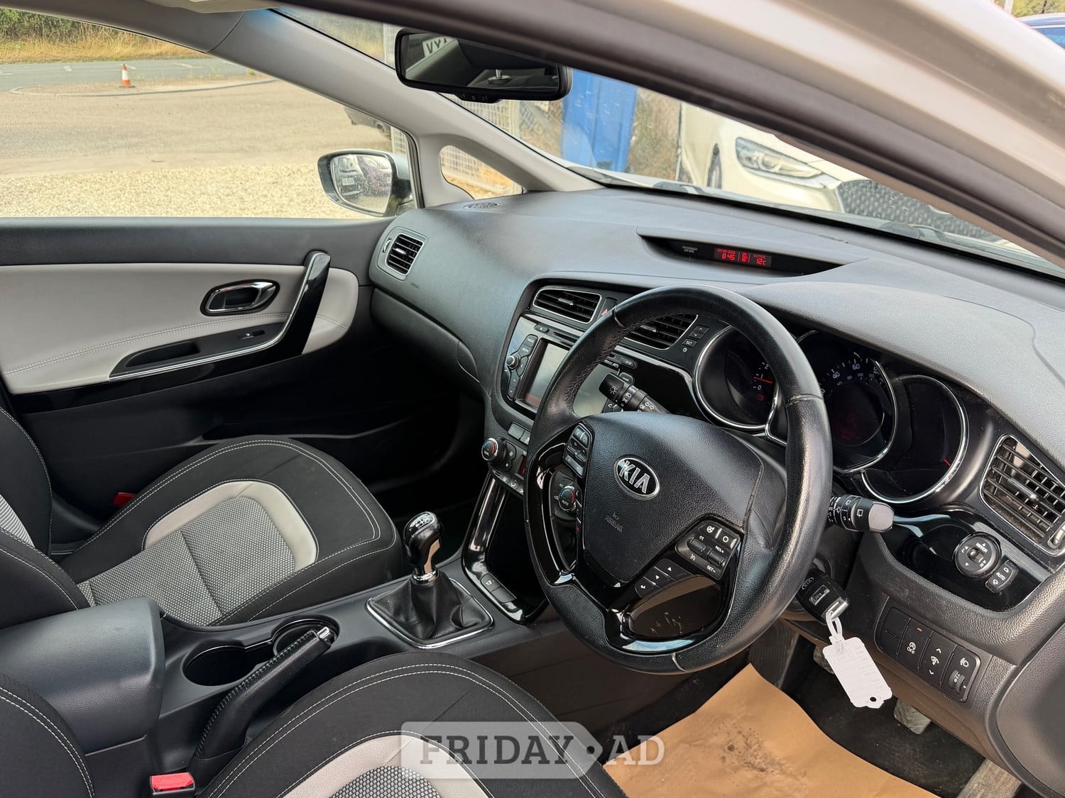 [ berth ]Kia Ceed
