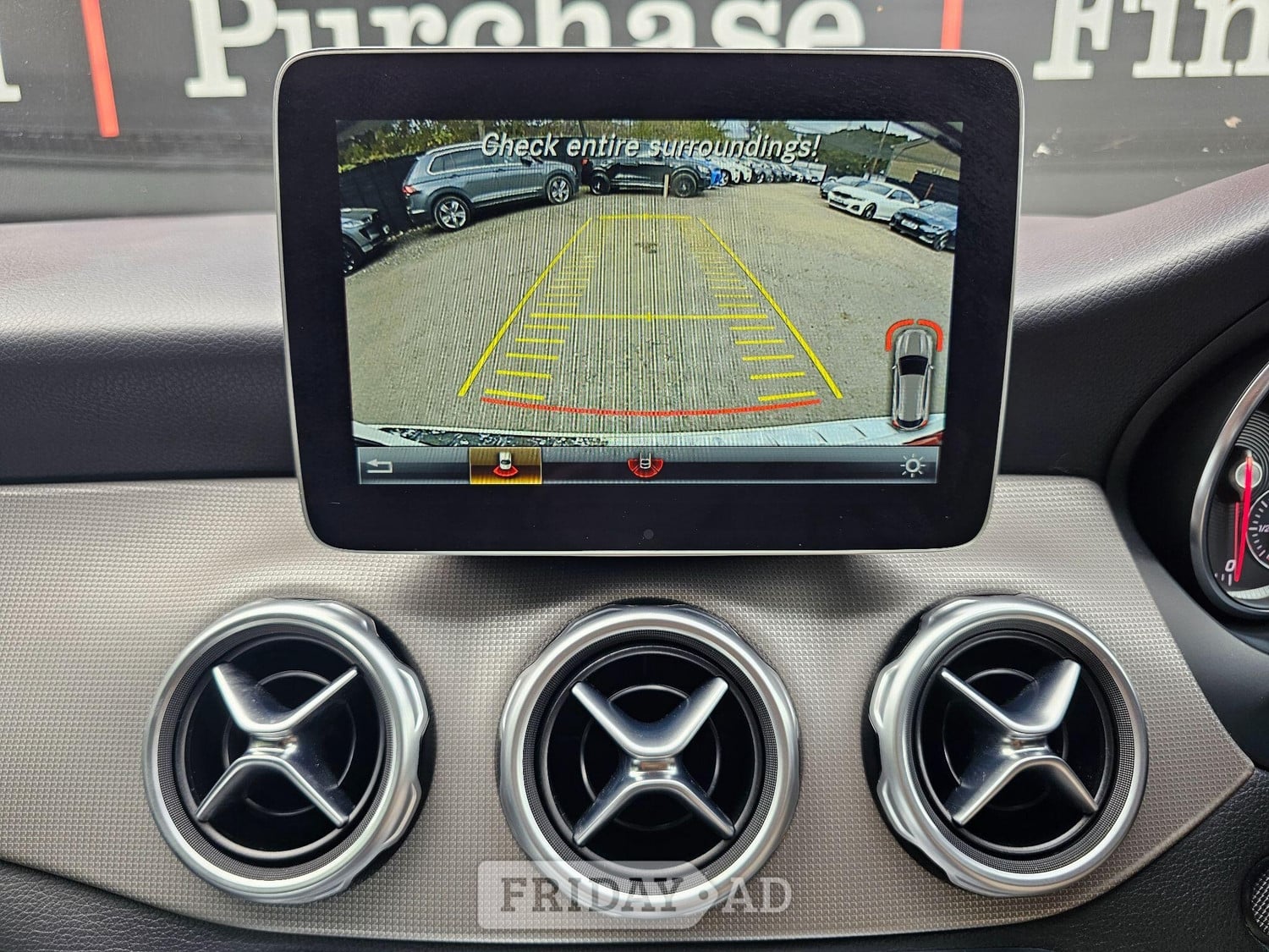 [ berth ]Mercedes-Benz GLA