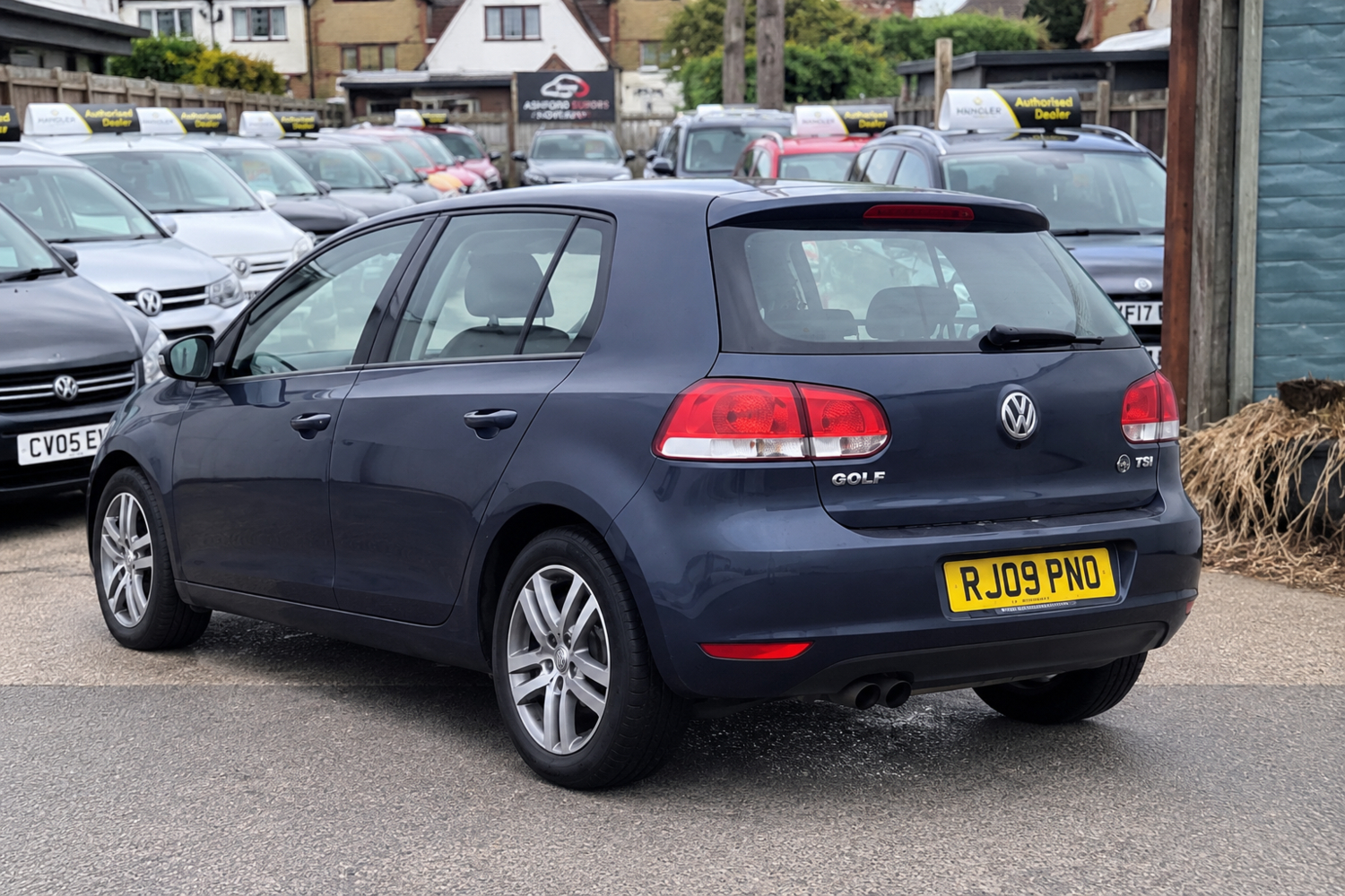 [ berth ]Volkswagen Golf