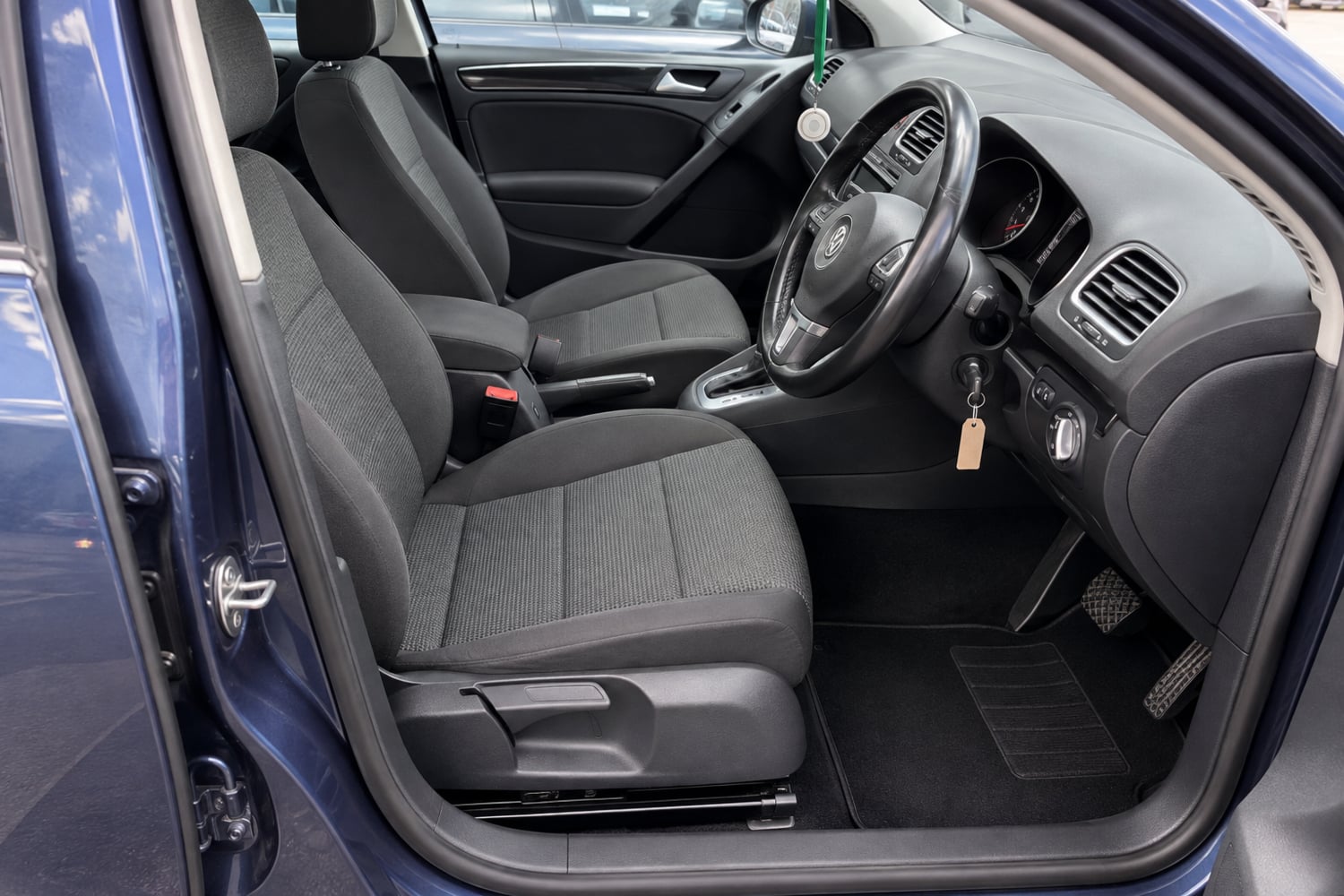 Volkswagen Golf 2009 - Cars