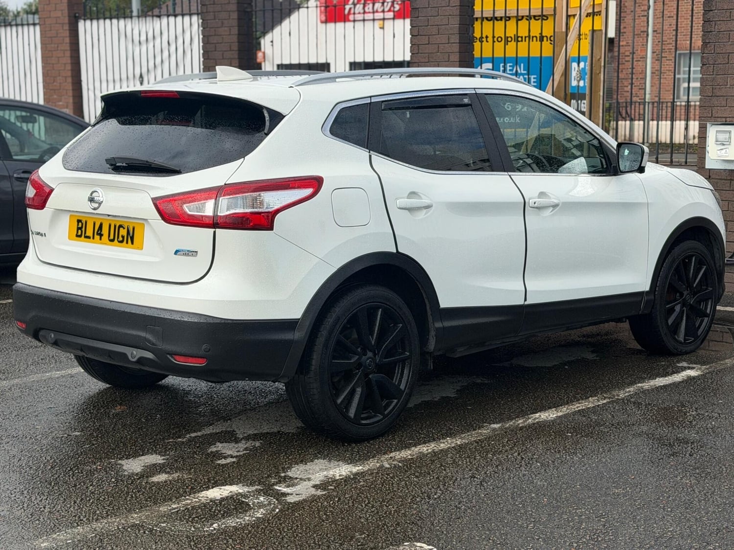 Nissan Qashqai 2014 - Cars