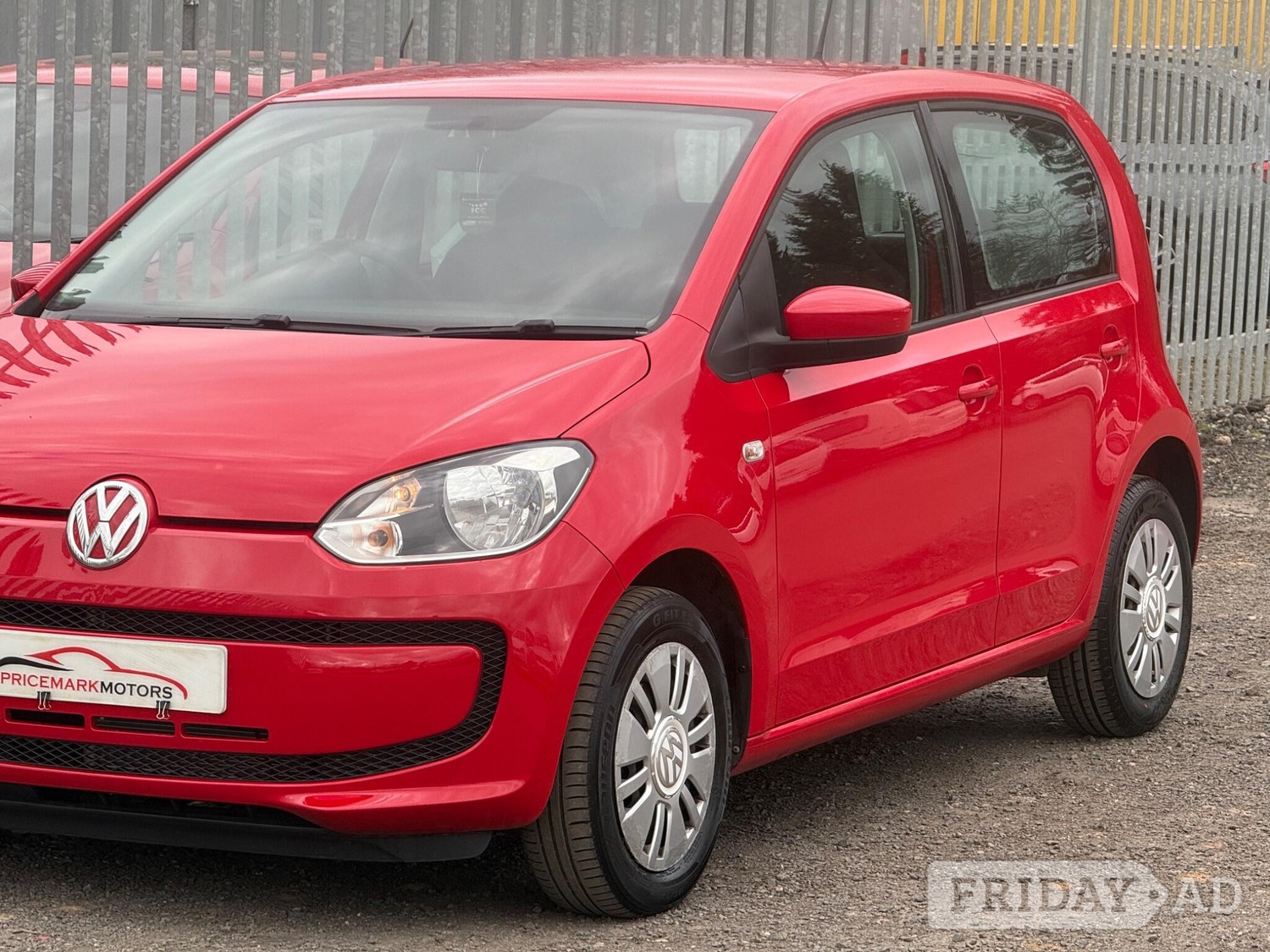 Volkswagen UP! 2014 - Cars