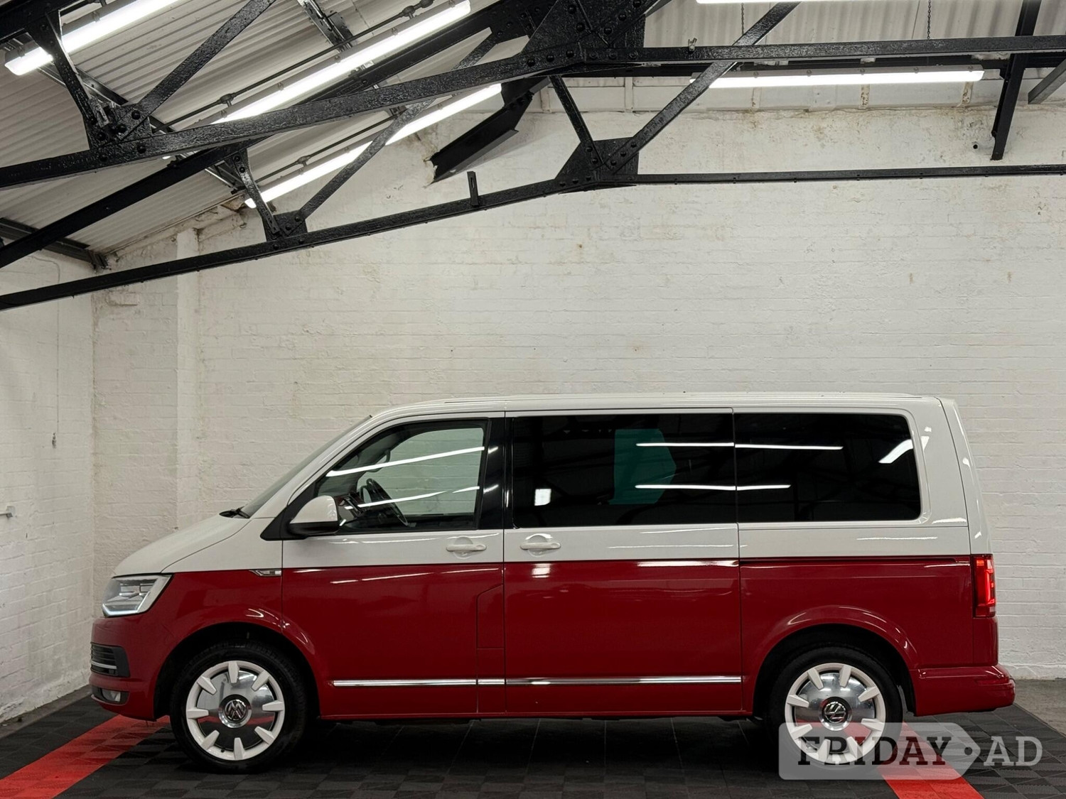 [ berth ]Volkswagen Caravelle