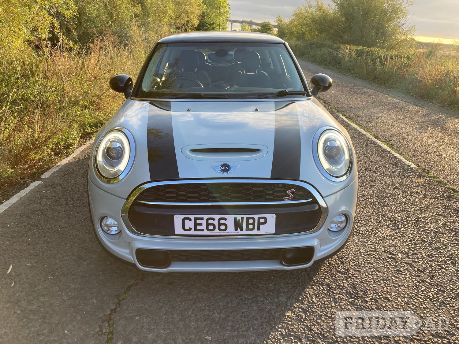 [ berth ]Mini Hatch