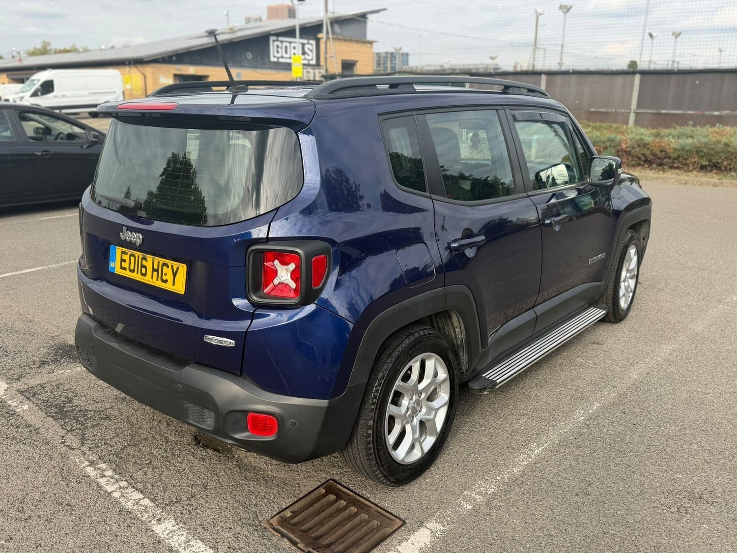Jeep Renegade 2016 - Cars in Wembley