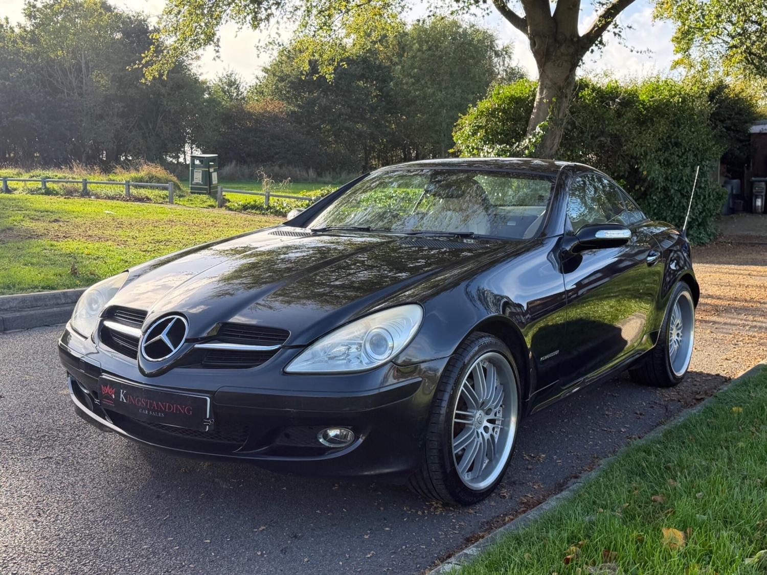[ berth ]Mercedes-Benz SLK