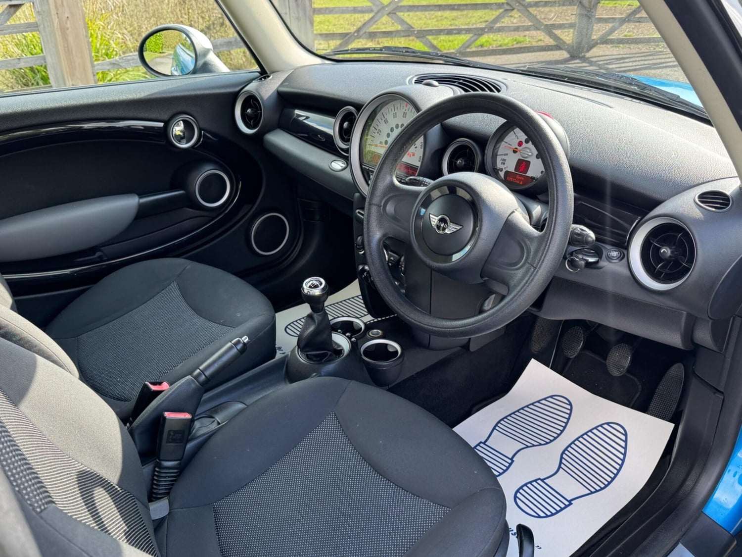 [ berth ]Mini Hatch