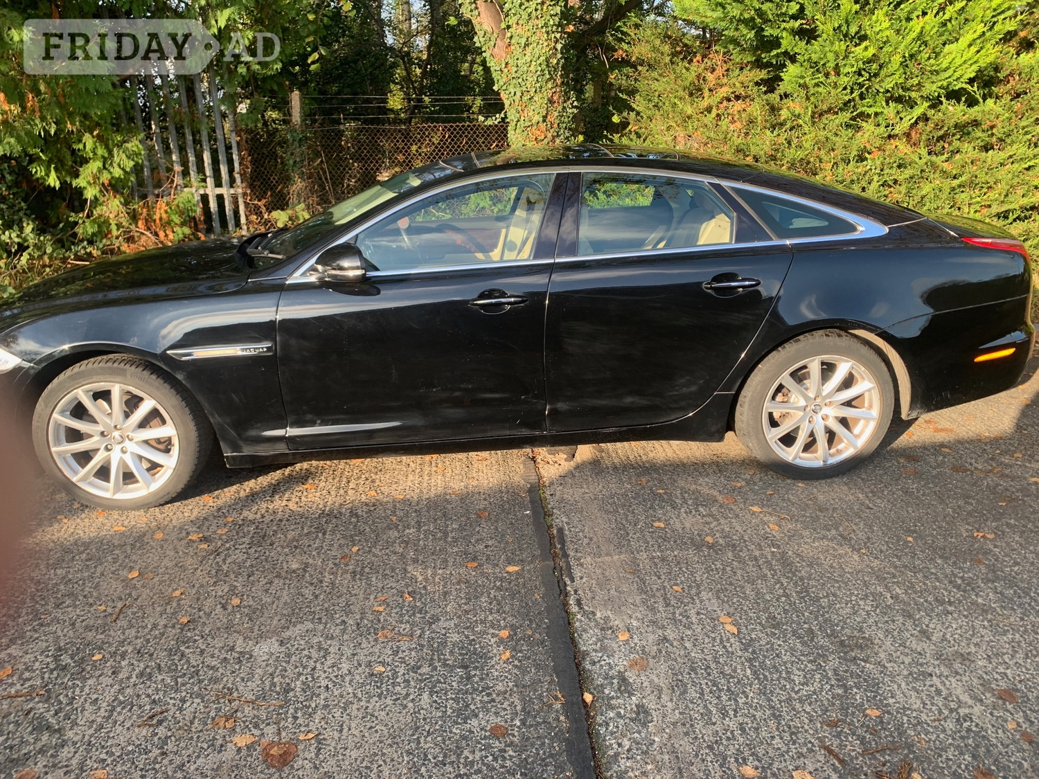 Jaguar XJ 2018 - Cars in Epsom