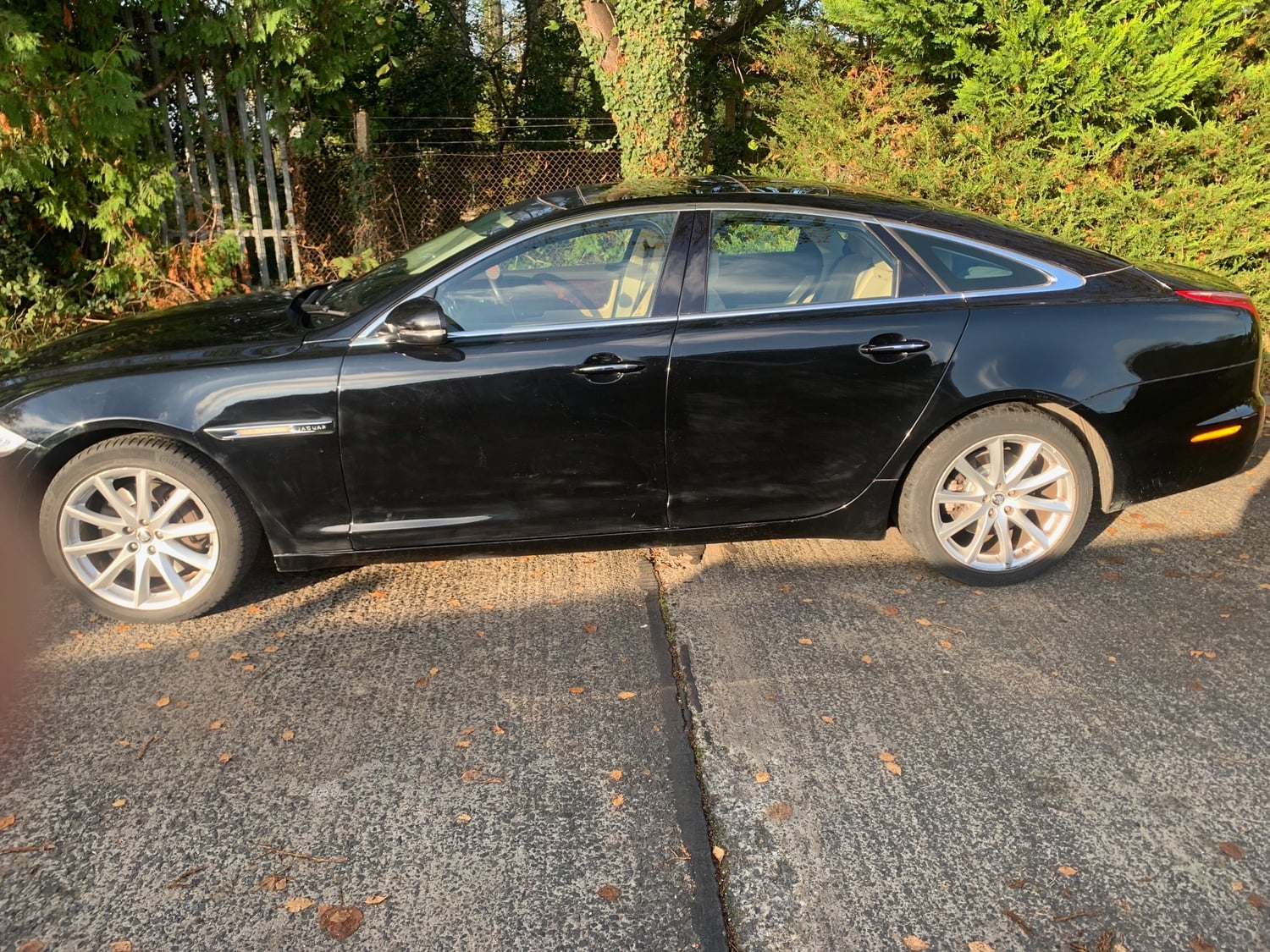 Jaguar XJ 2018 - Cars in Epsom