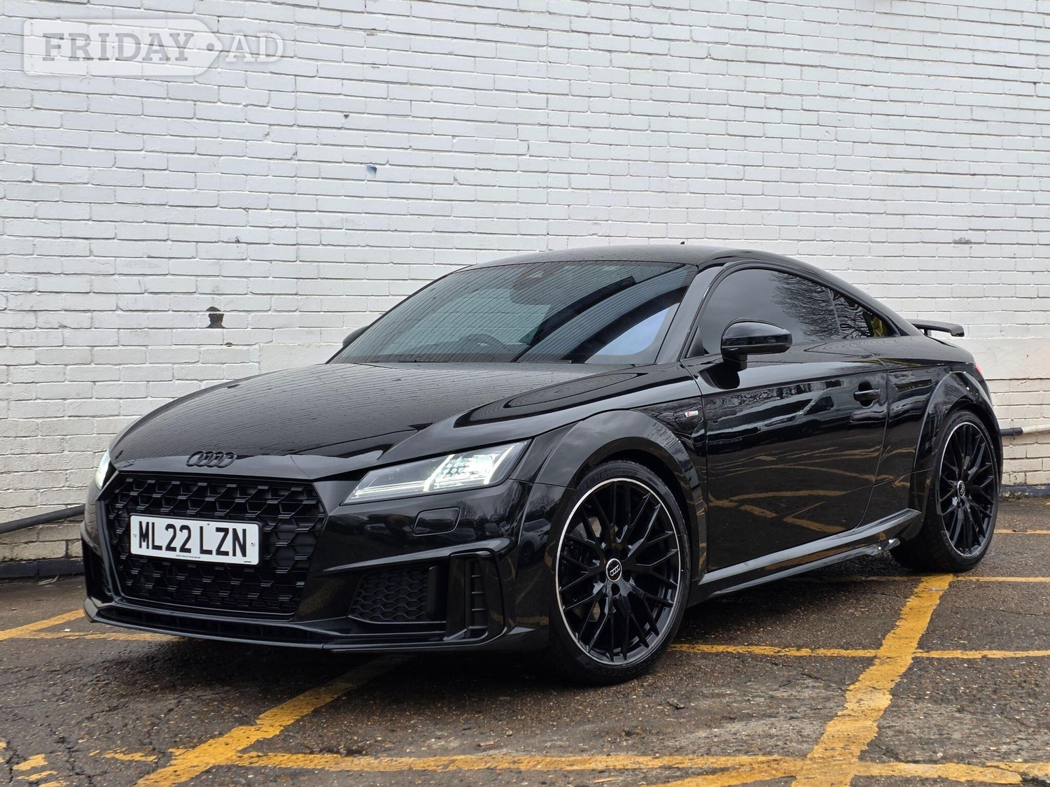 Audi TT 2022 - Cars in Ashford