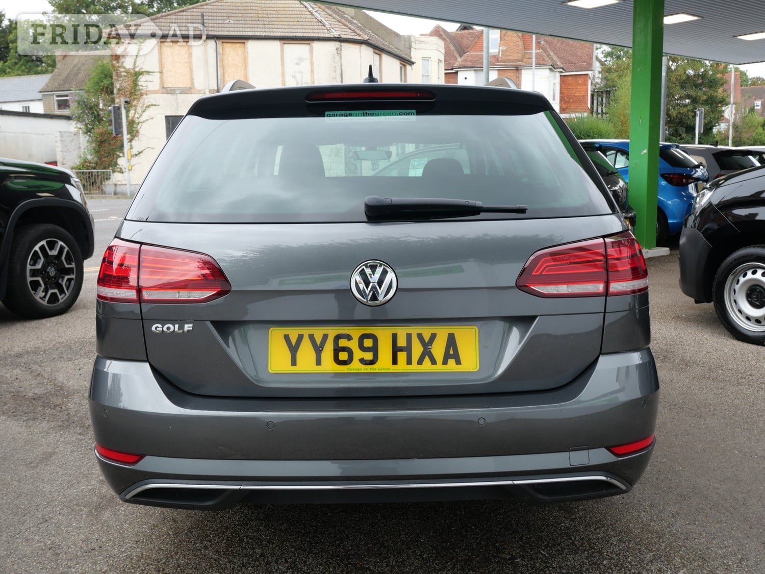Volkswagen Golf 2019 - Cars