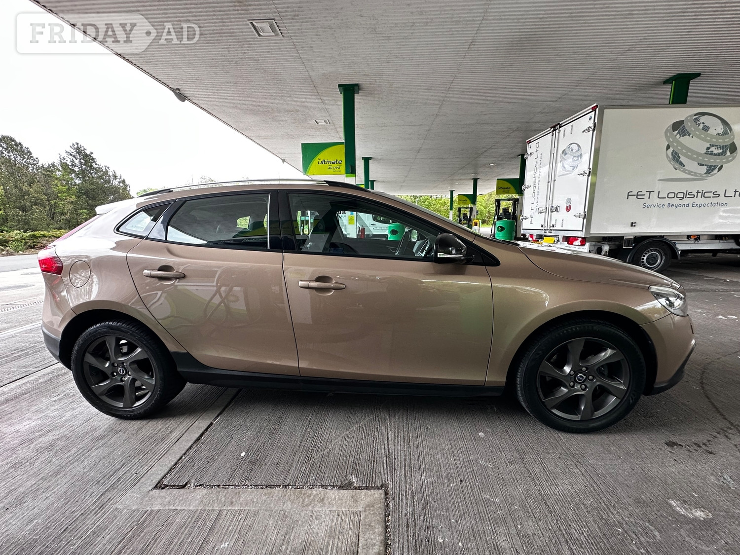 [ berth ]Volvo V40 Cross Country
