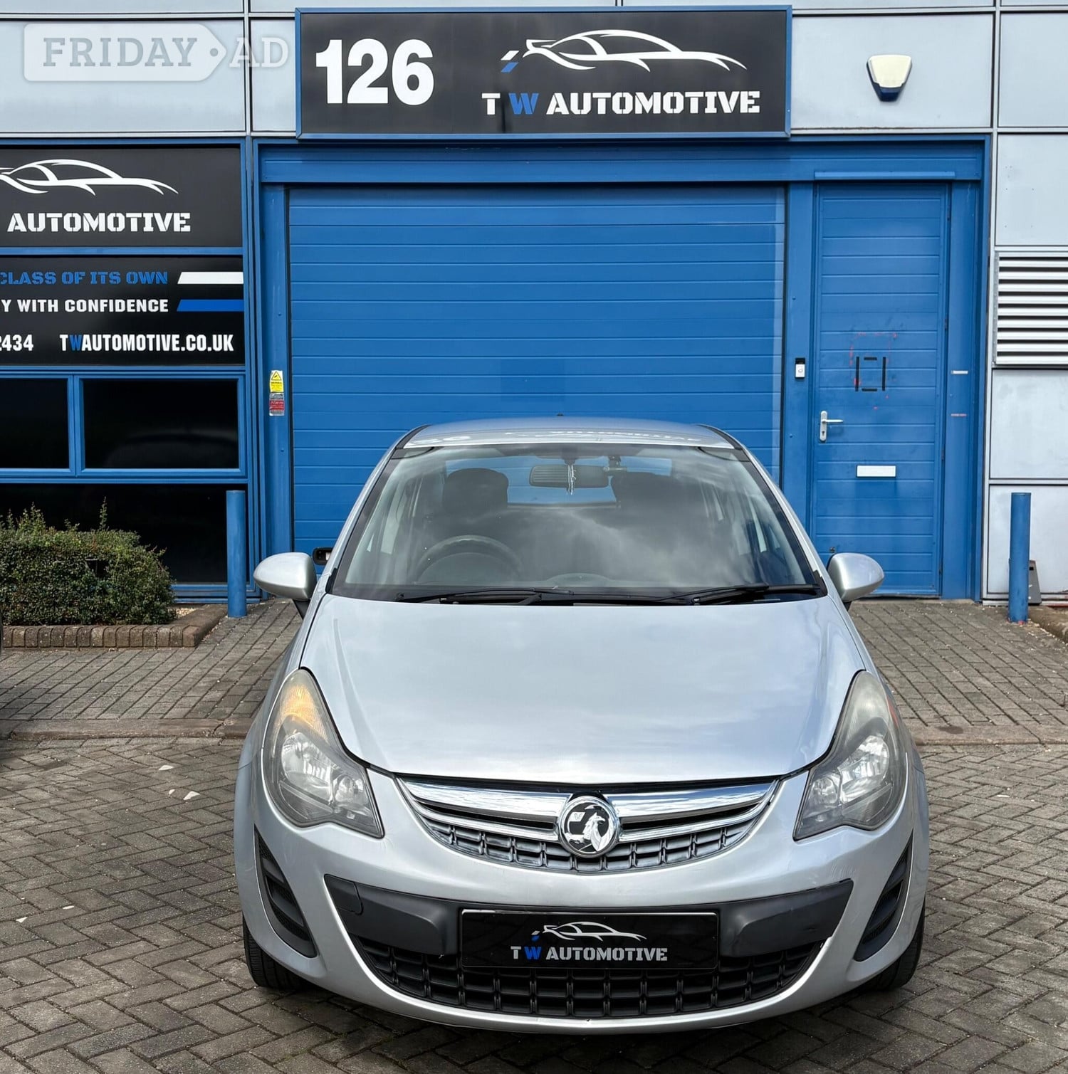 [ berth ]Vauxhall Corsa