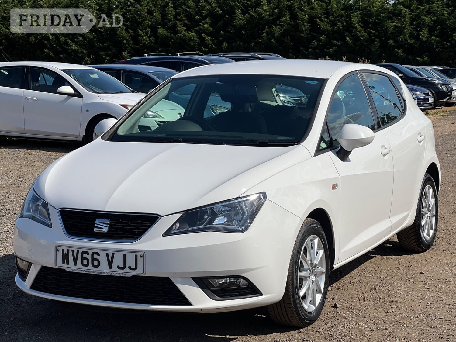 [ berth ]SEAT Ibiza