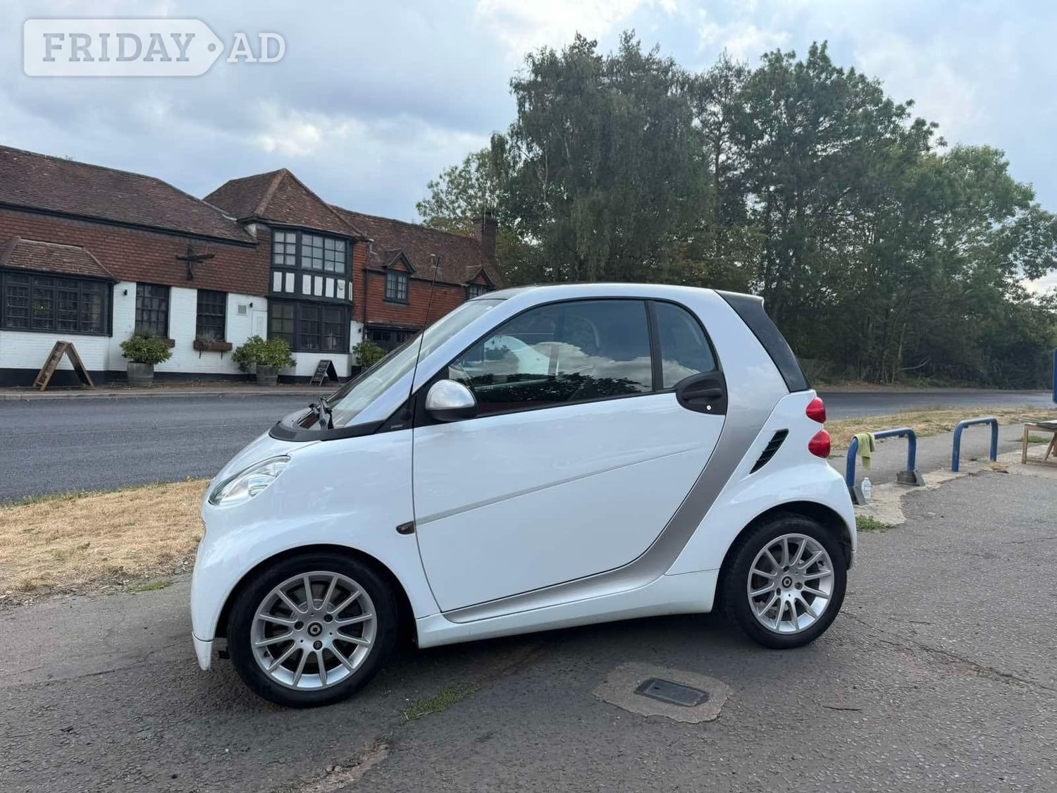 Smart ForTwo 2011 - Cars in Ripley