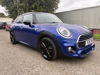 Mini Hatch 2019