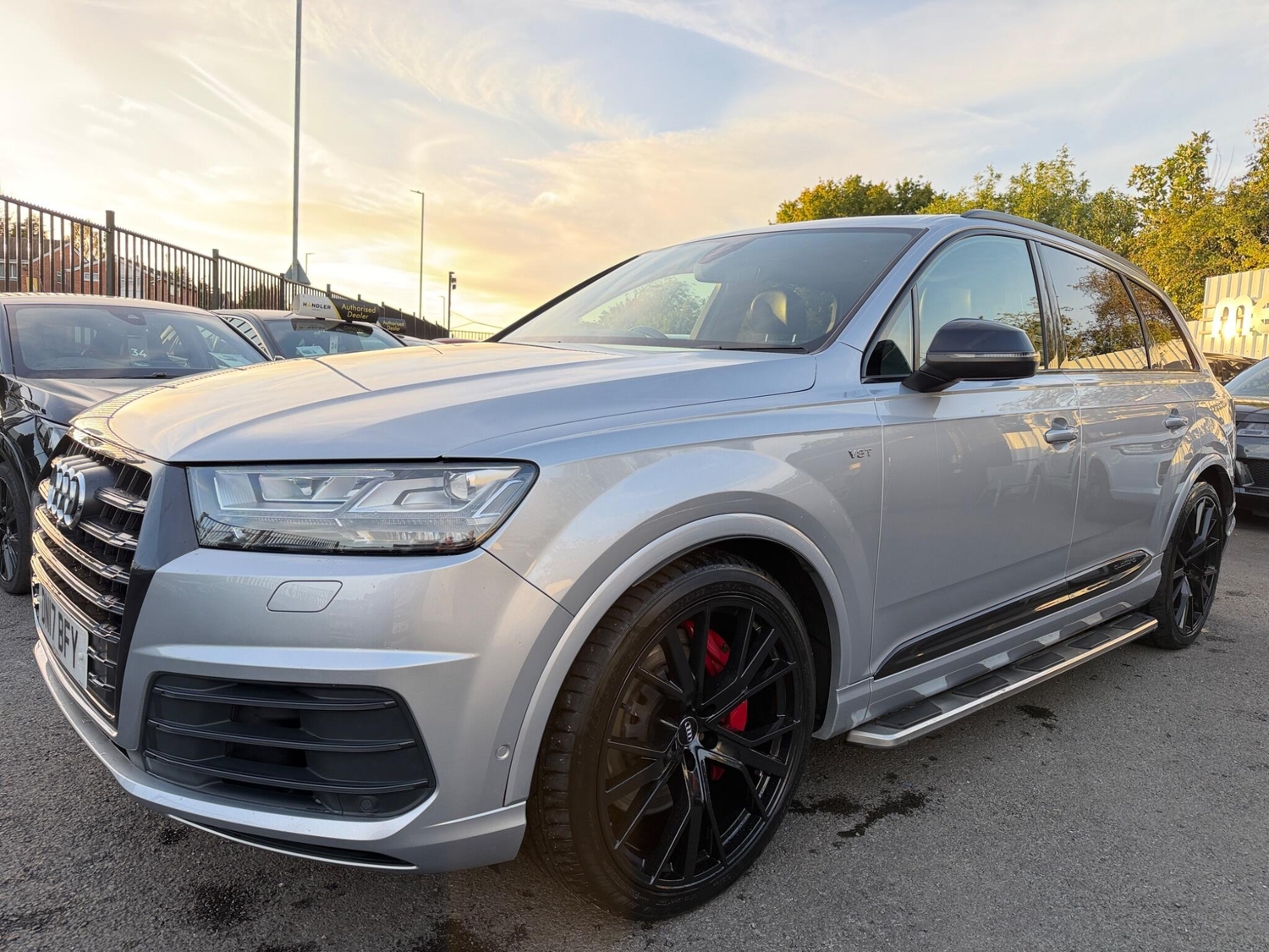 [ berth ]Audi SQ7