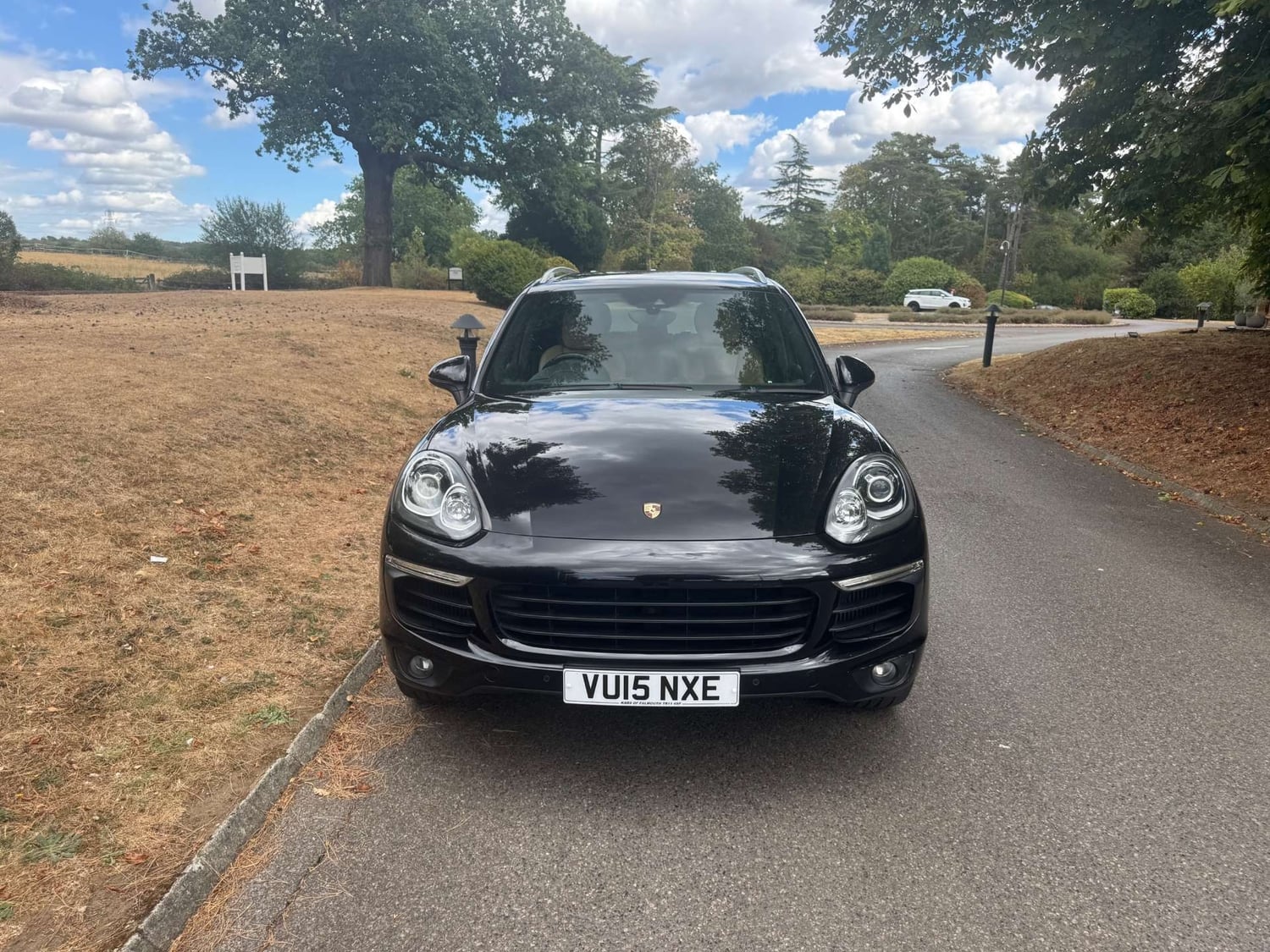[ berth ]Porsche Cayenne