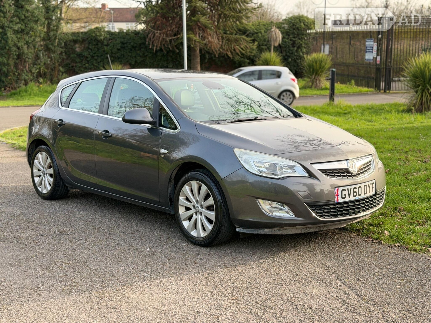 Vauxhall Astra 2010 in Slough