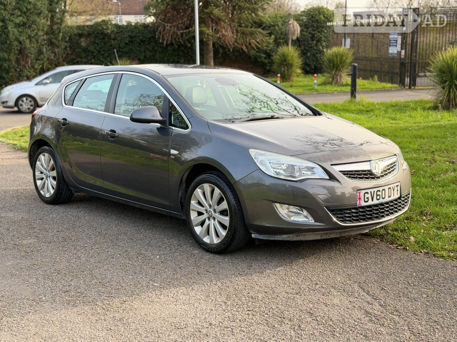 [ berth ]Vauxhall Astra