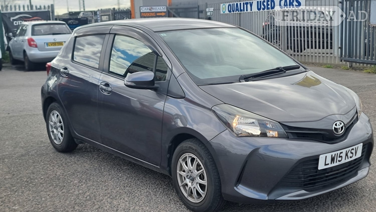 Toyota Yaris 2015 in Rainham