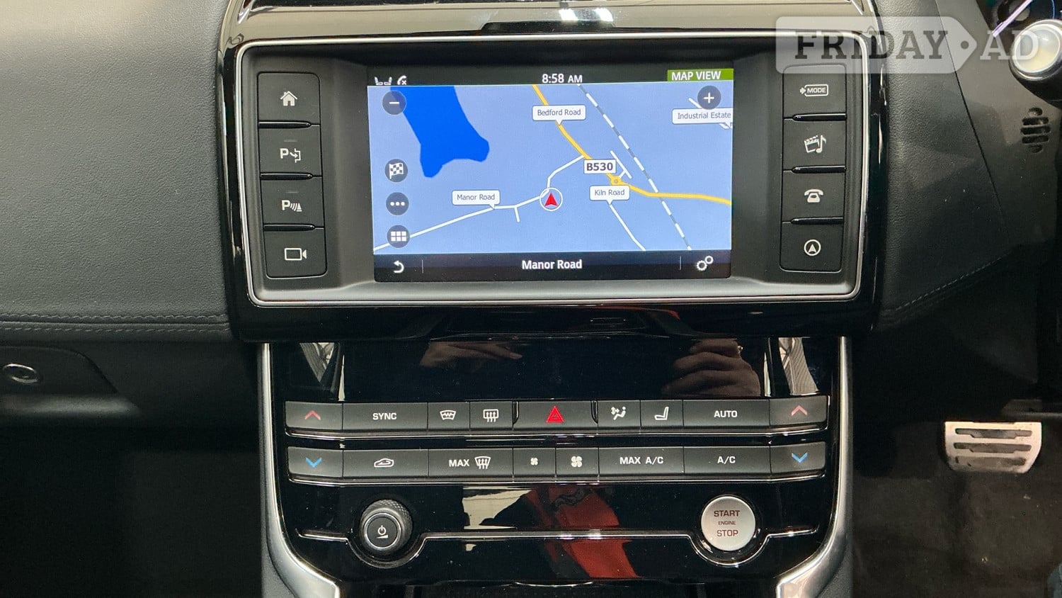Jaguar XE 2017 - Cars in Hillingdon