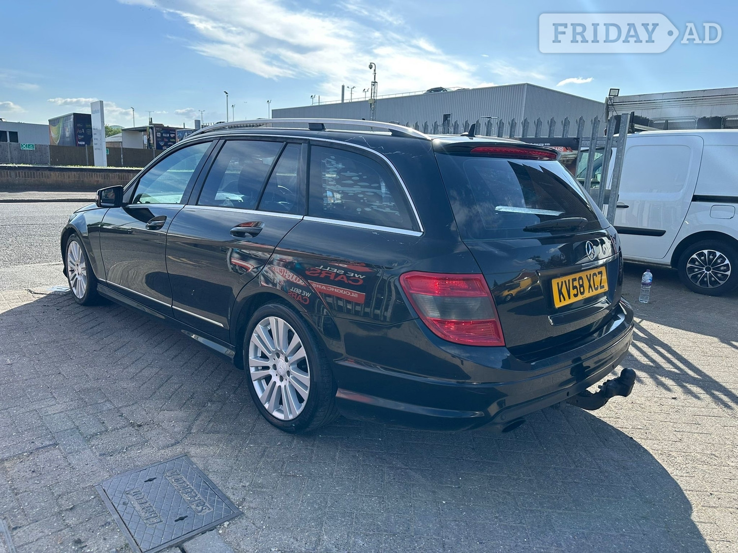 [ berth ]Mercedes-Benz C Class