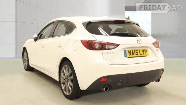 Mazda 3 2015 - Cars in Wantage