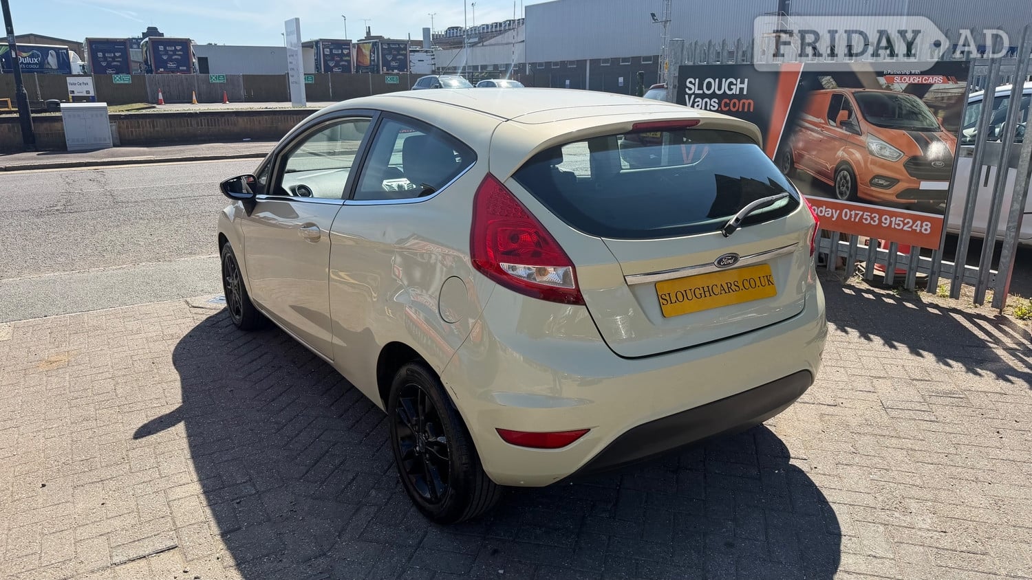 [ berth ]Ford Fiesta