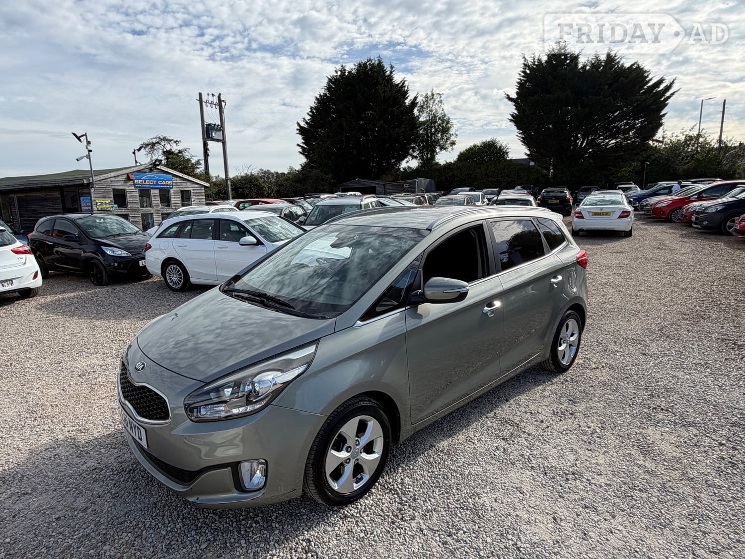 Kia Carens 2016 - Cars